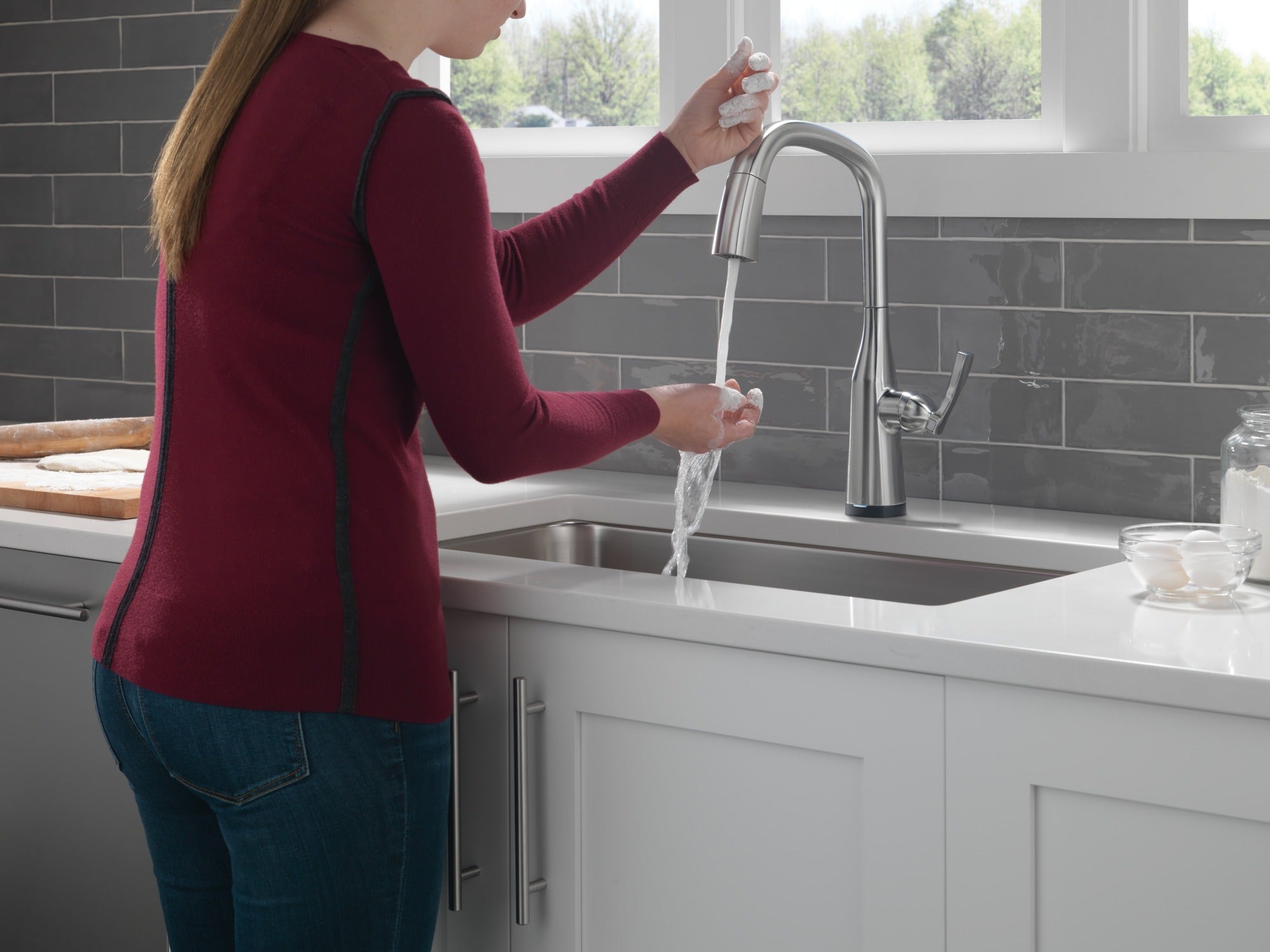 Delta Stryke® Touch<sub>2</sub>O® Pull-Down Kitchen w/ Voice