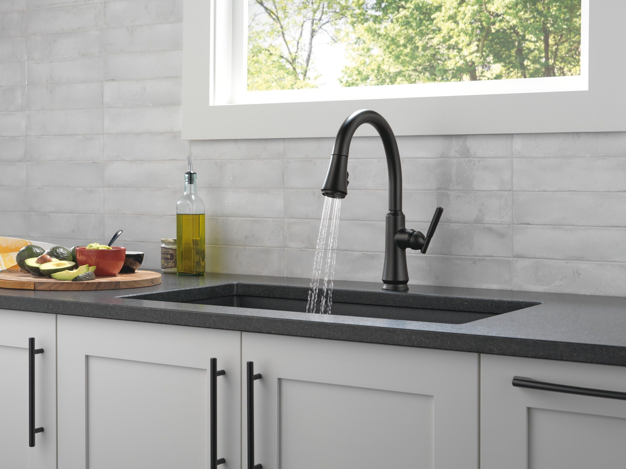 Delta Coranto® Single Handle Pull-Down Kitchen Faucet