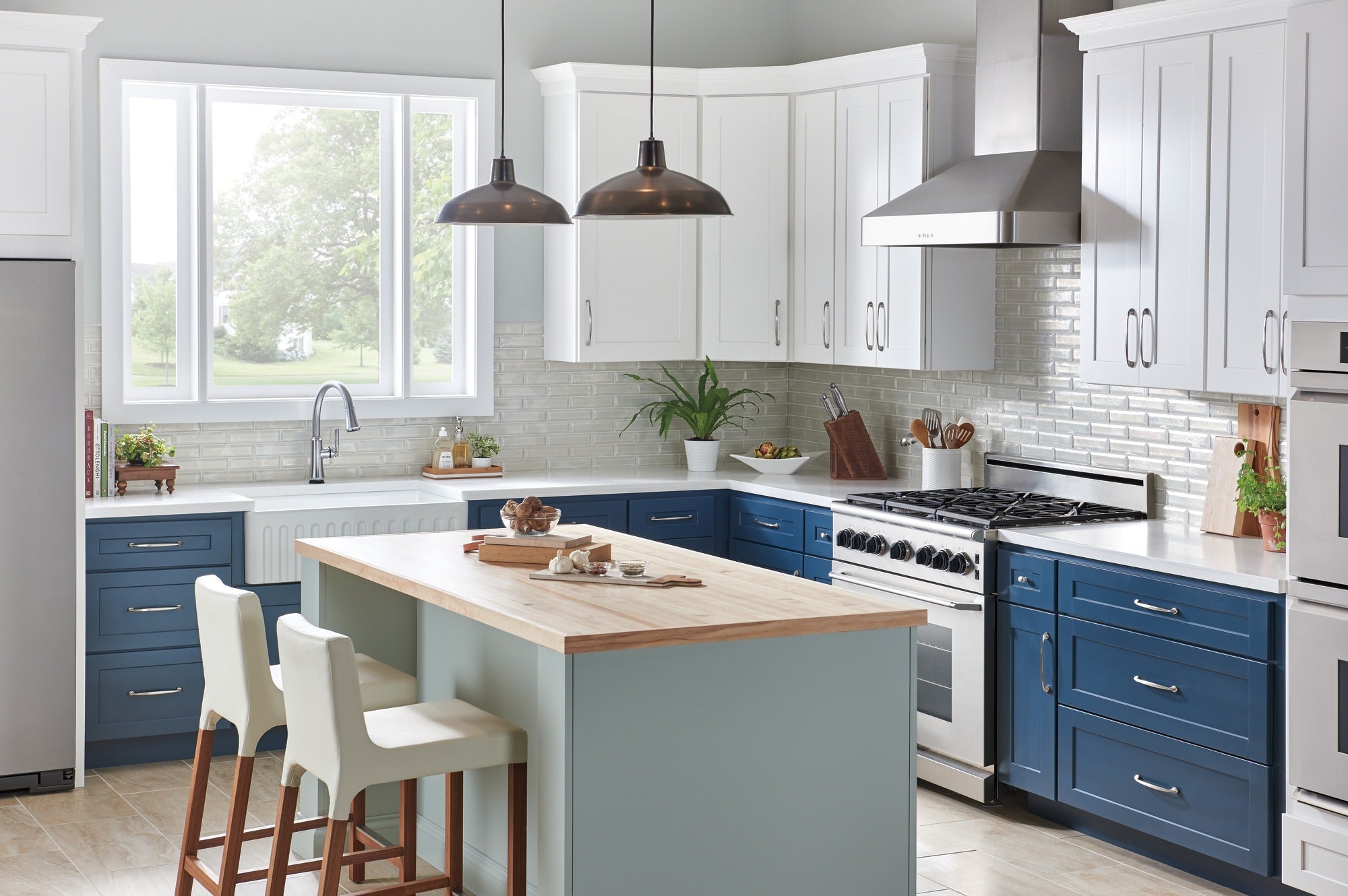 Delta Coranto® Single Handle Pull-Down Kitchen Faucet with Touch<sub>2</sub>O® Technology