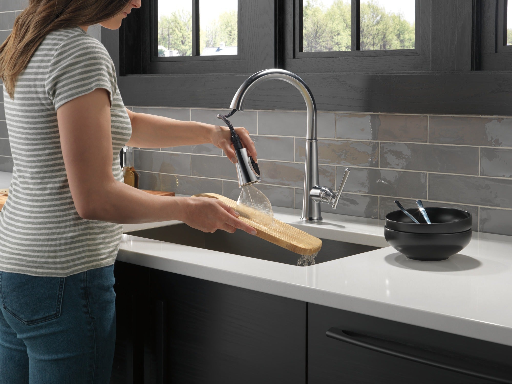 Delta Emmeline® Single Handle Pull-Down Kitchen Faucet