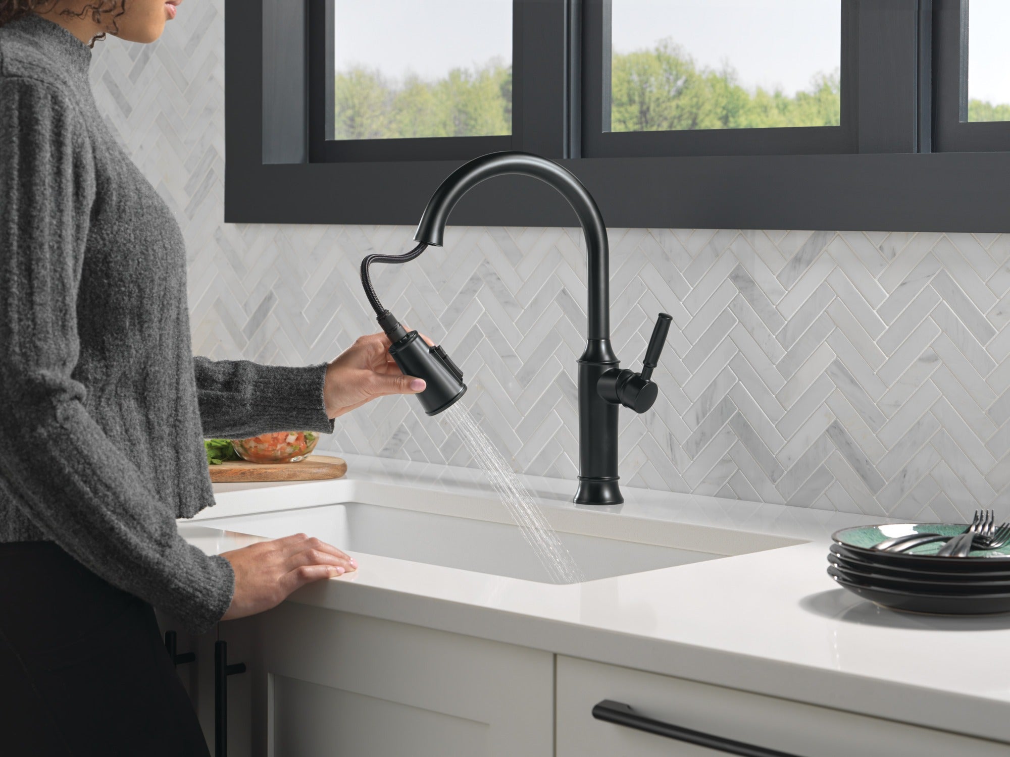 Delta Renaldi™ Single Handle Pull-Down Kitchen Faucet