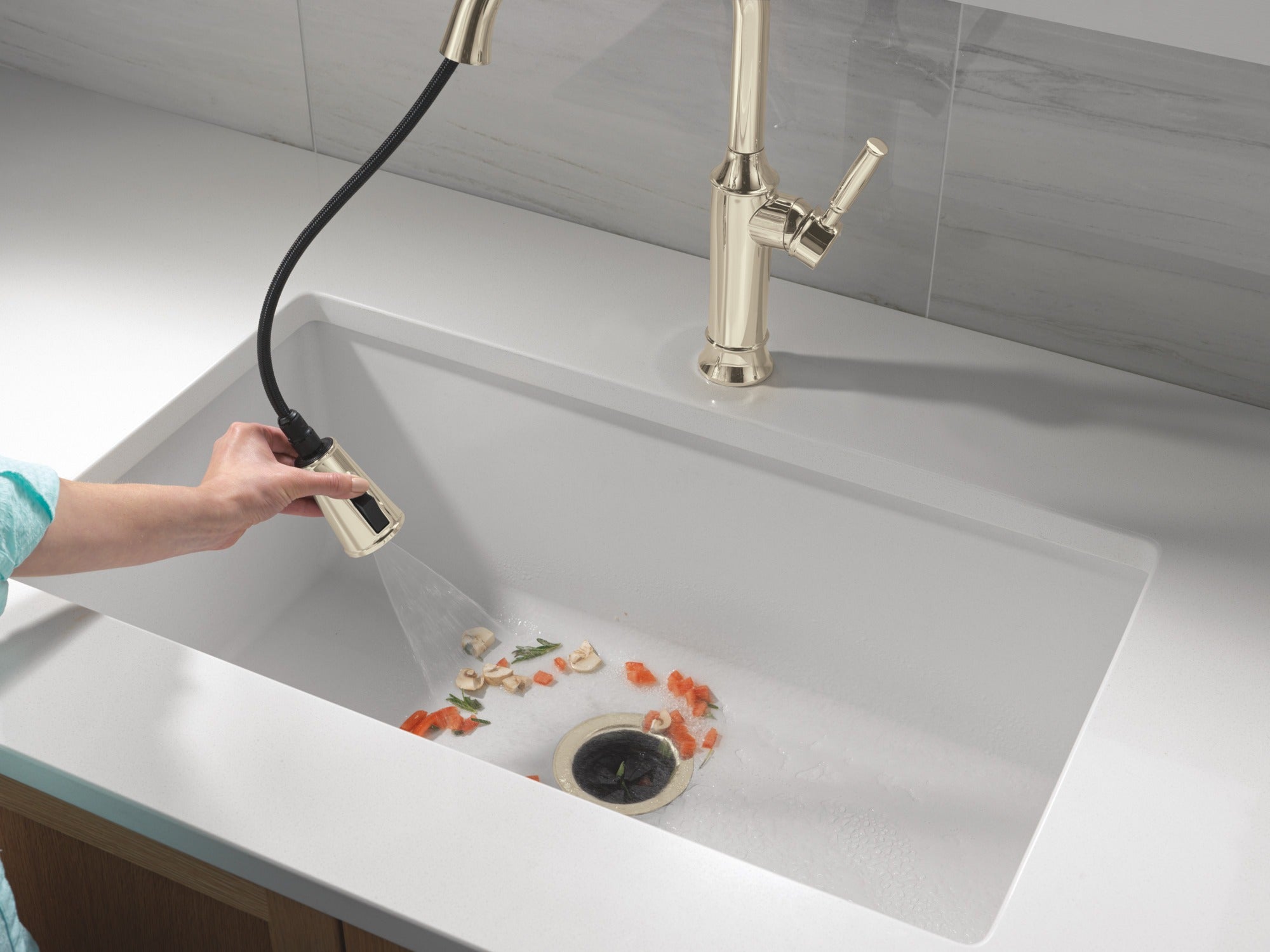 Delta Renaldi™ Single Handle Pull-Down Kitchen Faucet