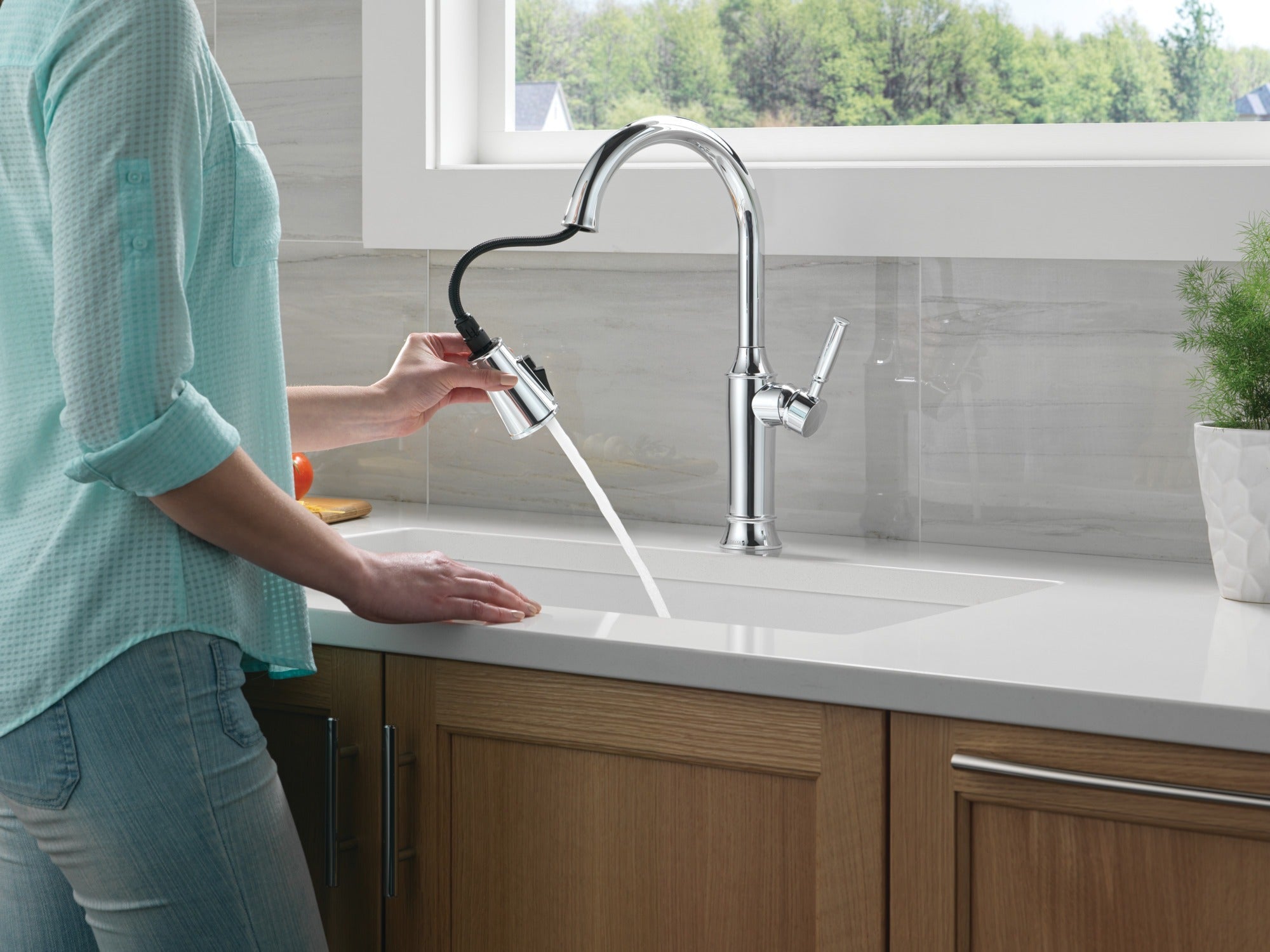 Delta Renaldi™ Single Handle Pull-Down Kitchen Faucet