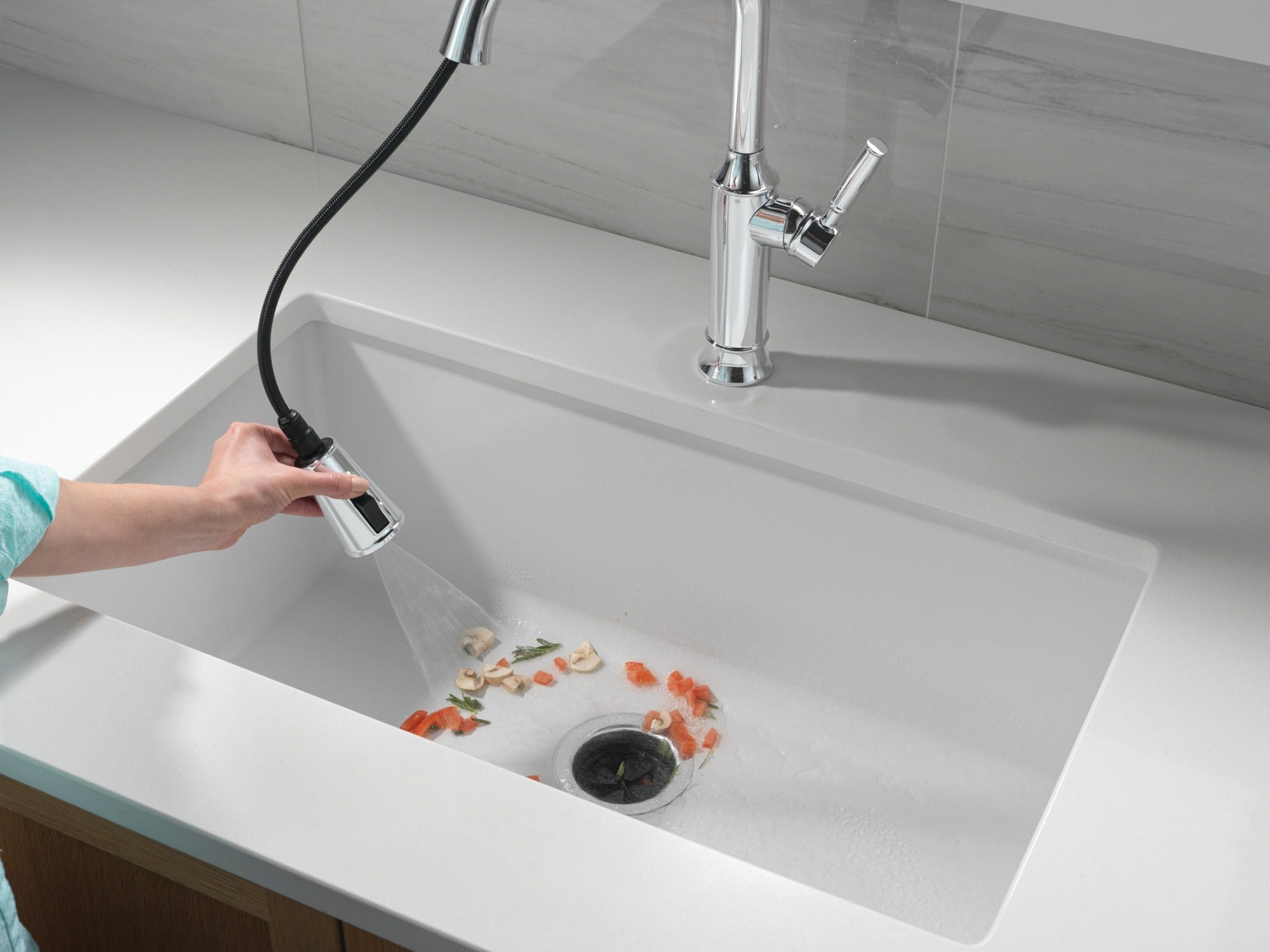 Delta Renaldi™ Single Handle Pull-Down Kitchen Faucet