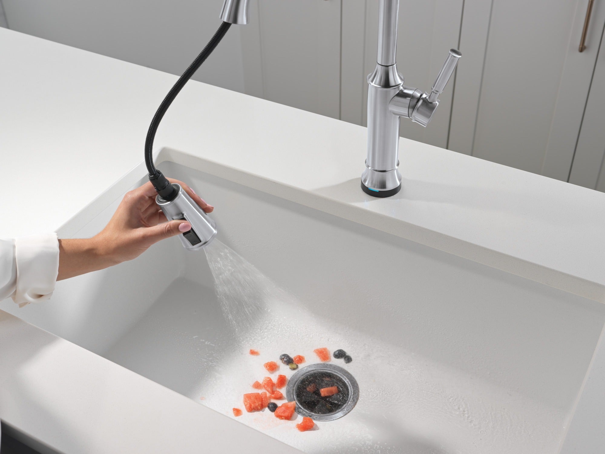 Delta Renaldi™ Touch<sub>2</sub>O® Technology Kitchen Faucet with Touchless Technology