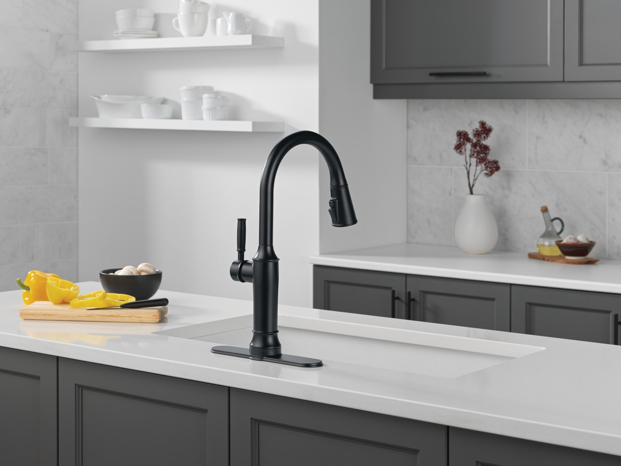 Delta Renaldi™ Touch<sub>2</sub>O® Technology Kitchen Faucet with Touchless Technology