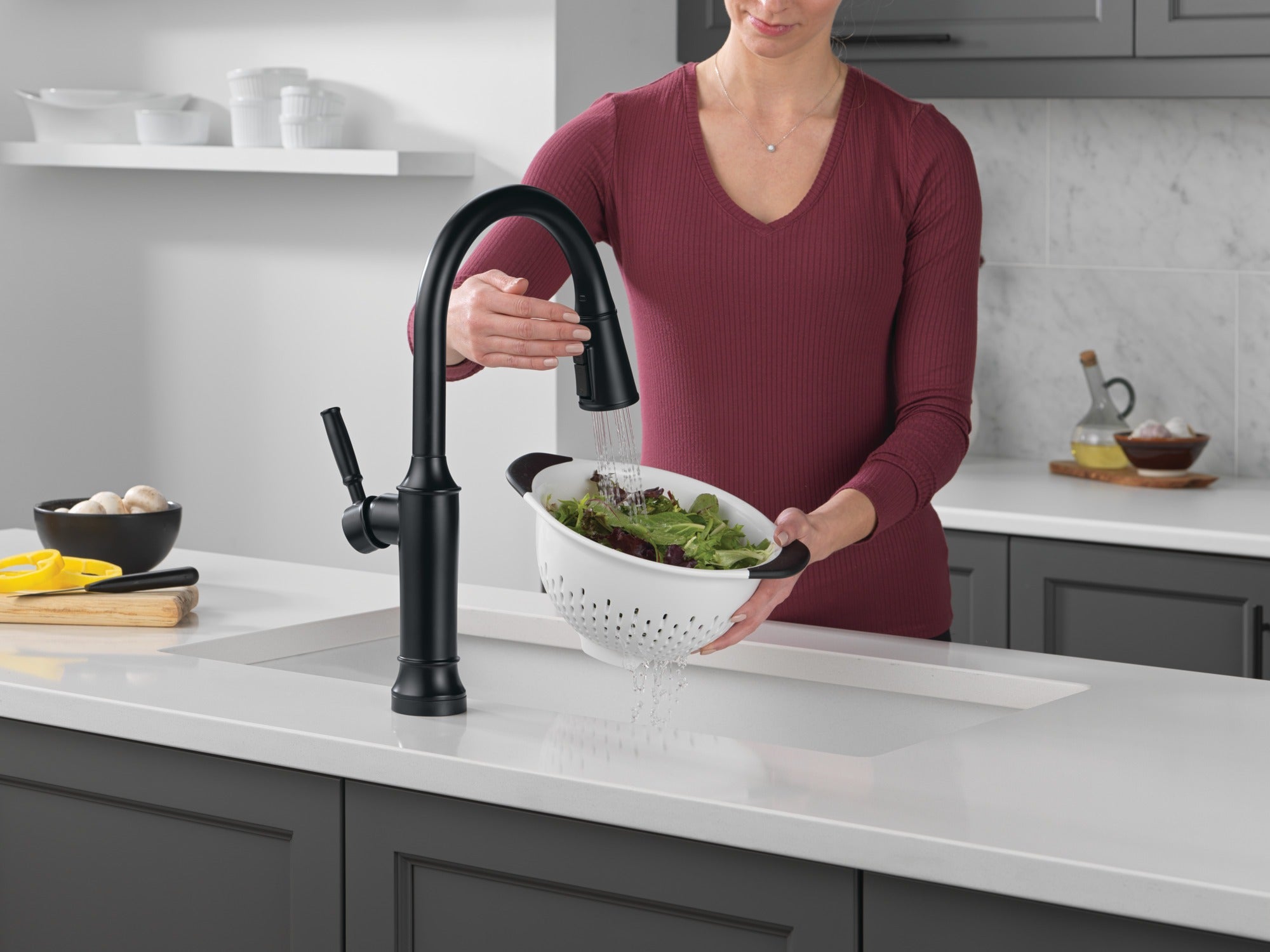 Delta Renaldi™ Touch<sub>2</sub>O® Technology Kitchen Faucet with Touchless Technology