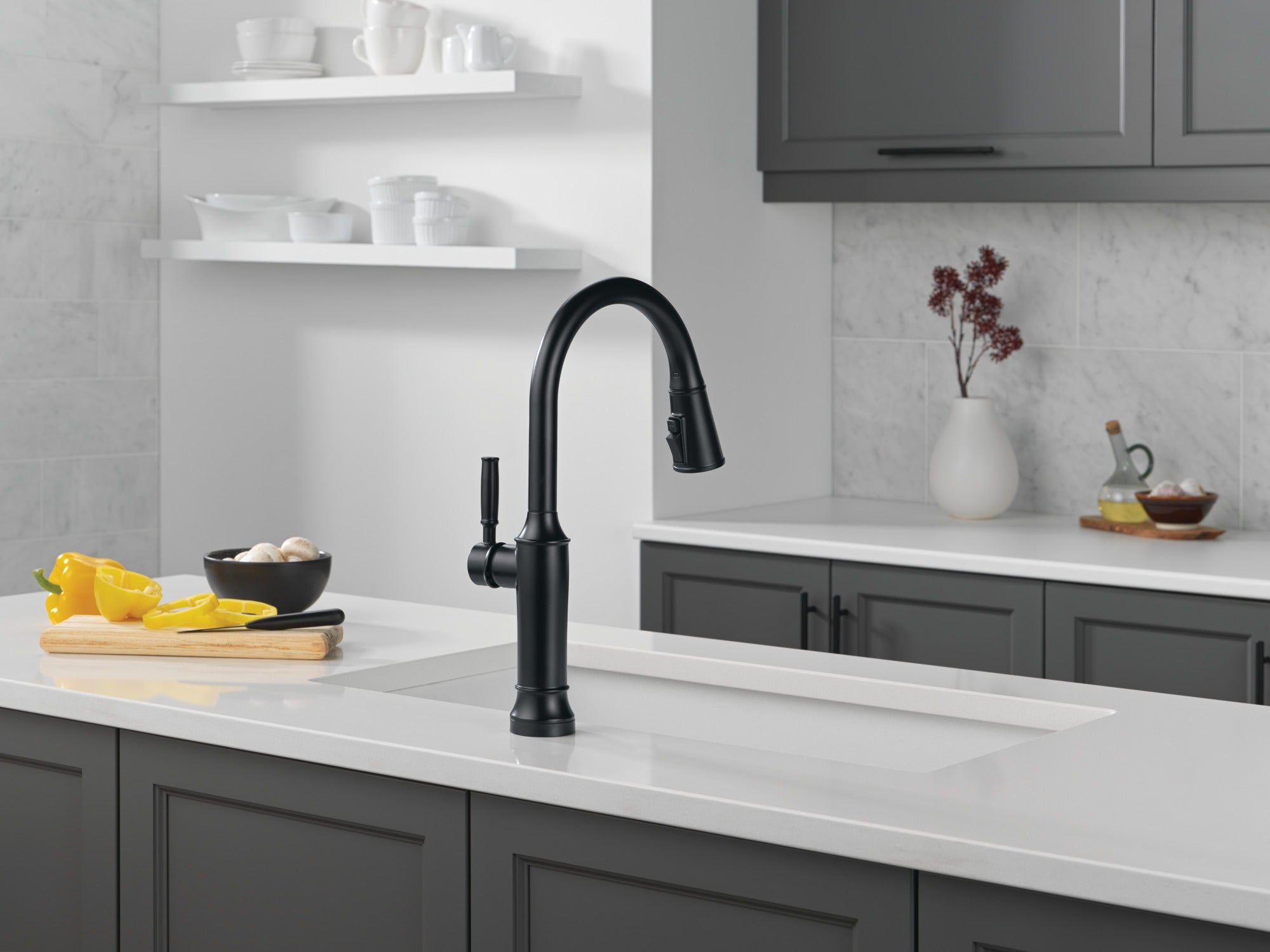 Delta Renaldi™ Touch<sub>2</sub>O® Technology Kitchen Faucet with Touchless Technology
