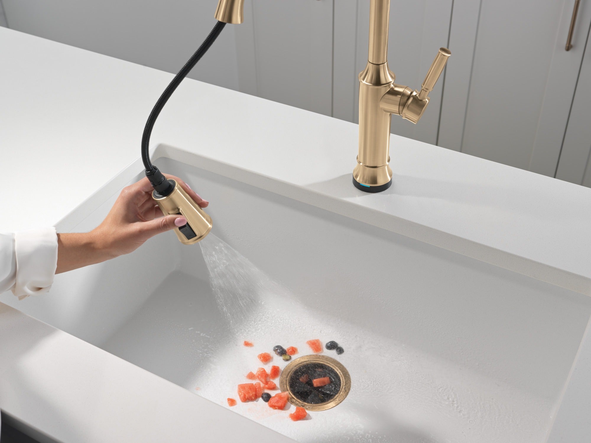 Delta Renaldi™ Touch<sub>2</sub>O® Technology Kitchen Faucet with Touchless Technology