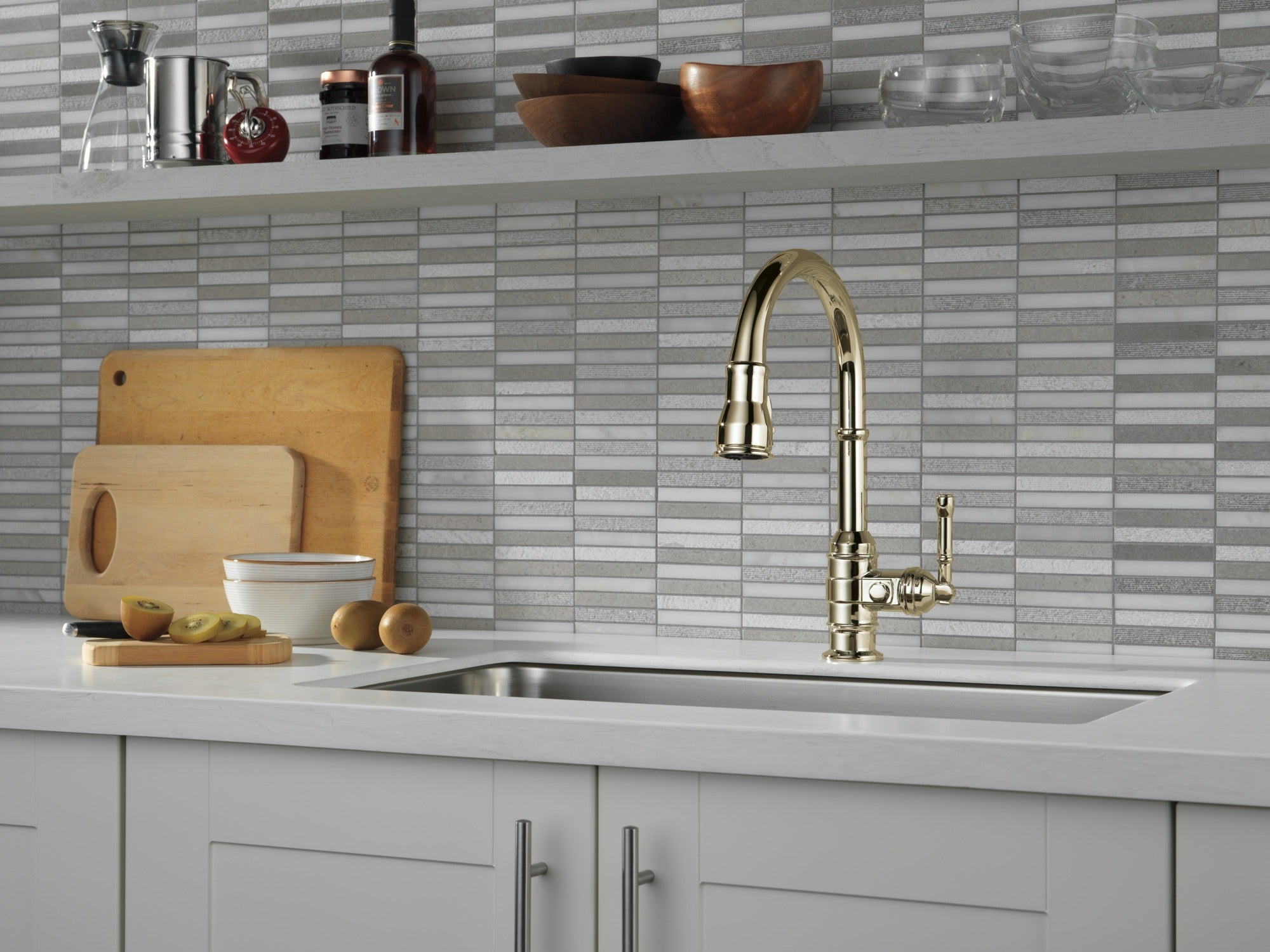 Delta Broderick® Single Handle Pull-Down Kitchen Faucet
