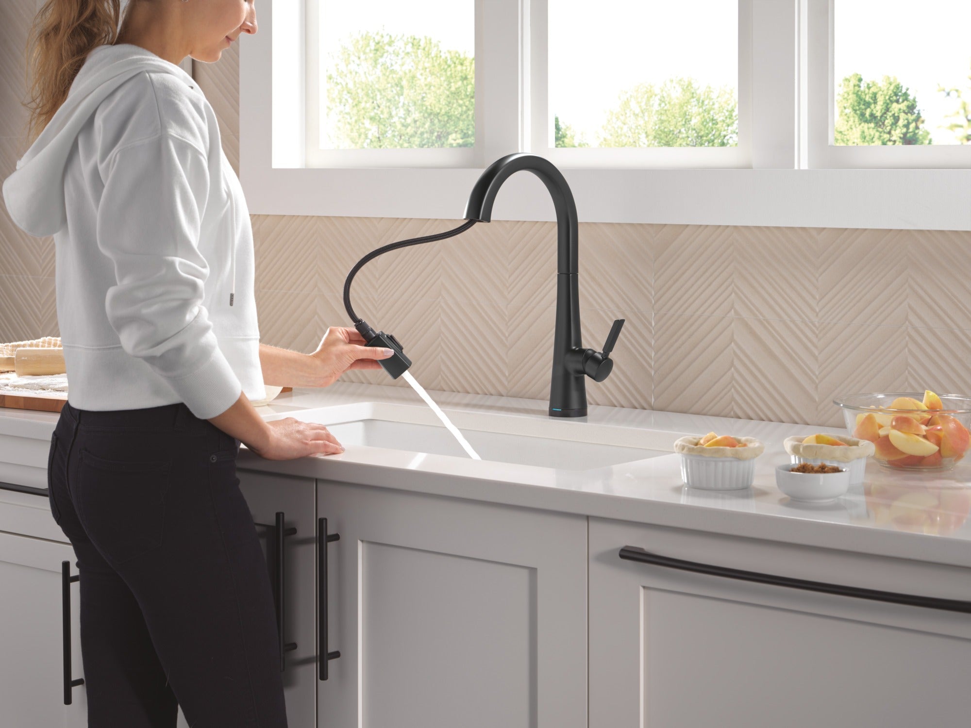 Delta Monrovia® Touch<sub>2</sub>O® Technology Kitchen Faucet with Touchless Technology