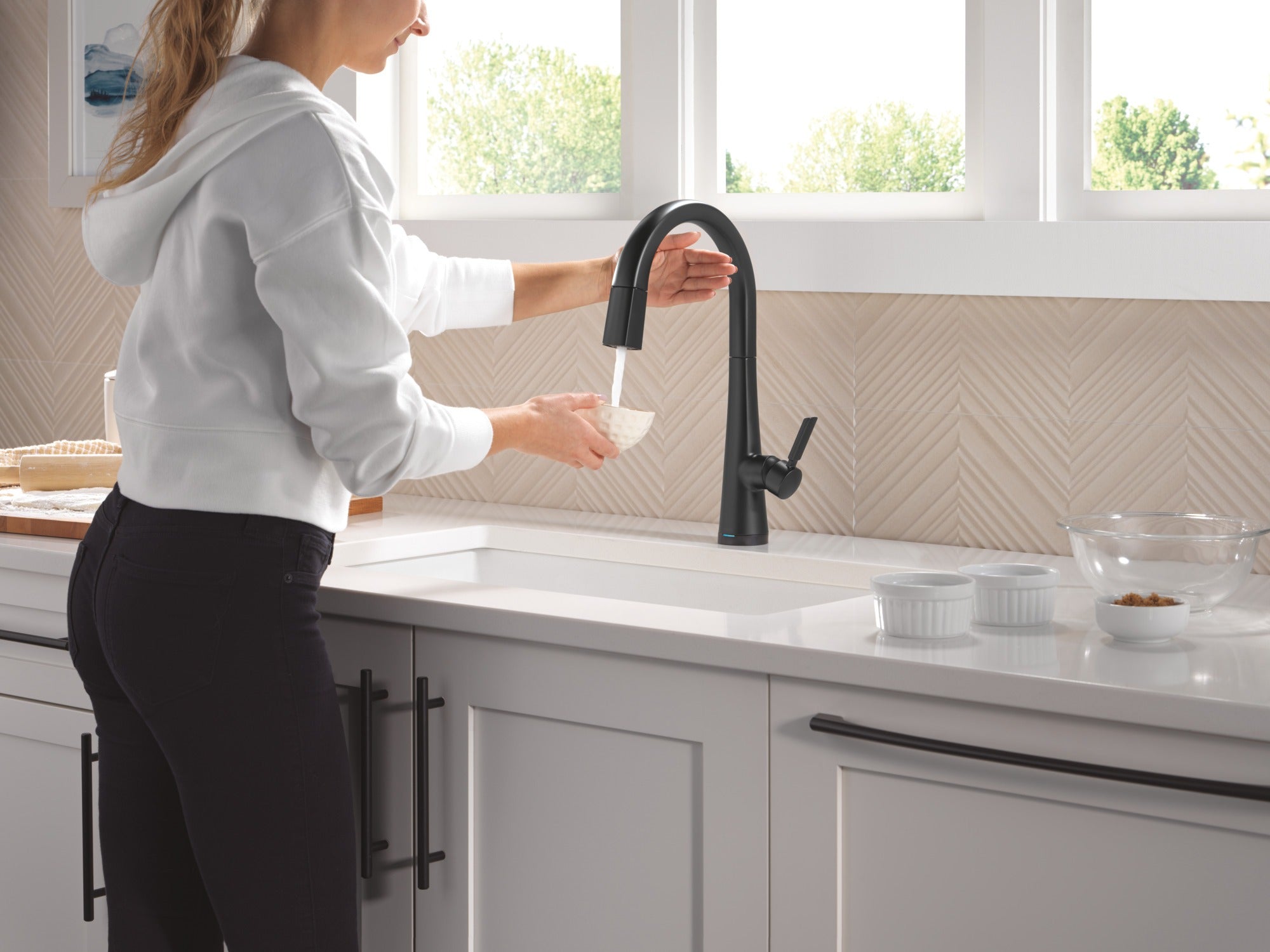 Delta Monrovia® Touch<sub>2</sub>O® Technology Kitchen Faucet with Touchless Technology