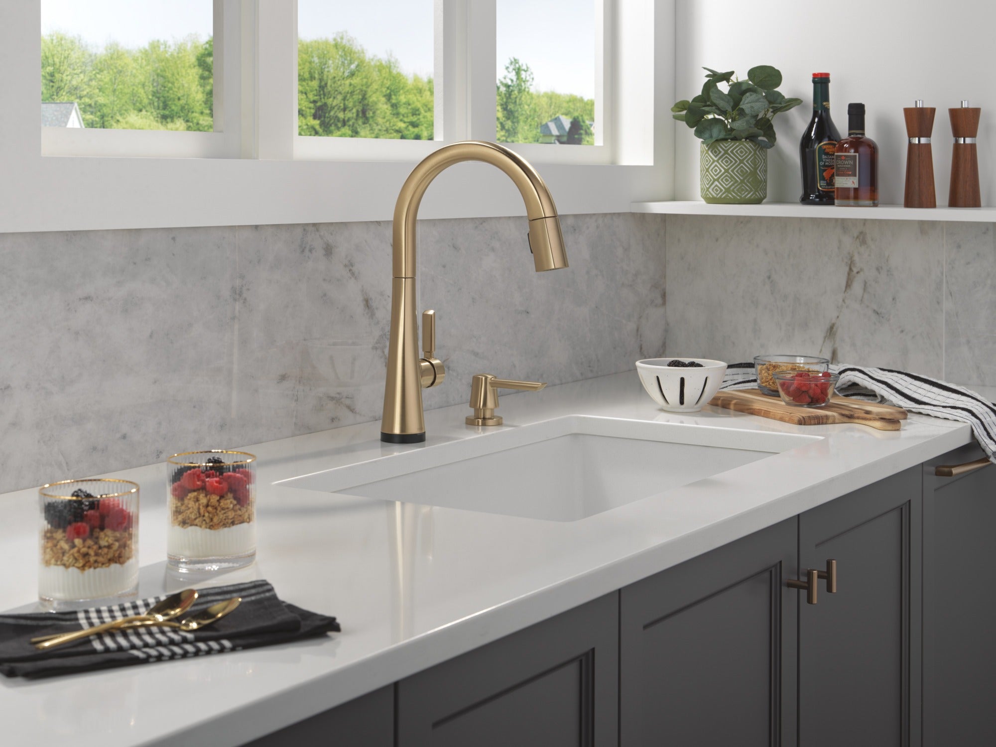 Delta Monrovia® Metal Soap Dispenser