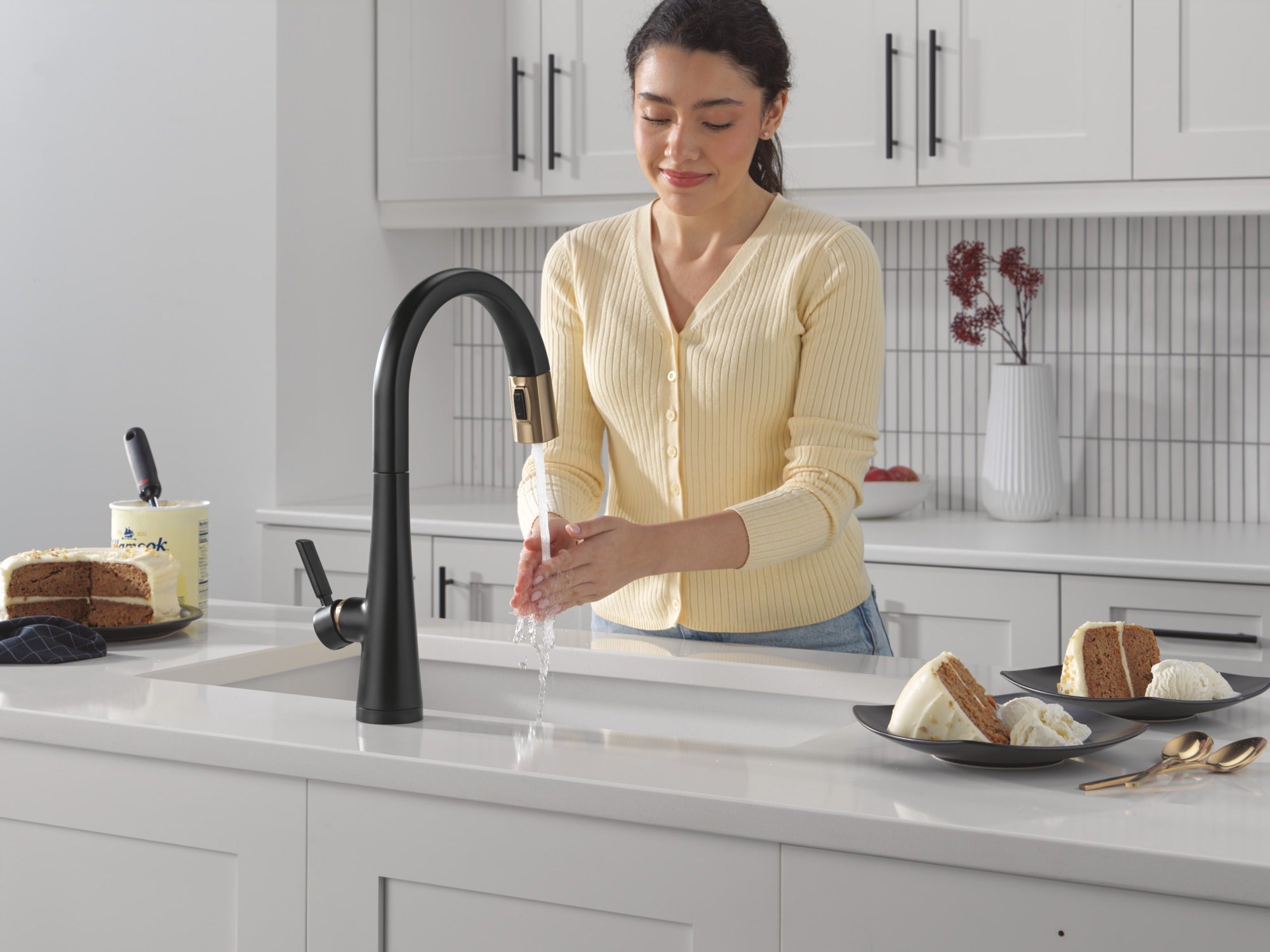 Delta Monrovia® Touch<sub>2</sub>O® Technology Kitchen Faucet with Touchless Technology