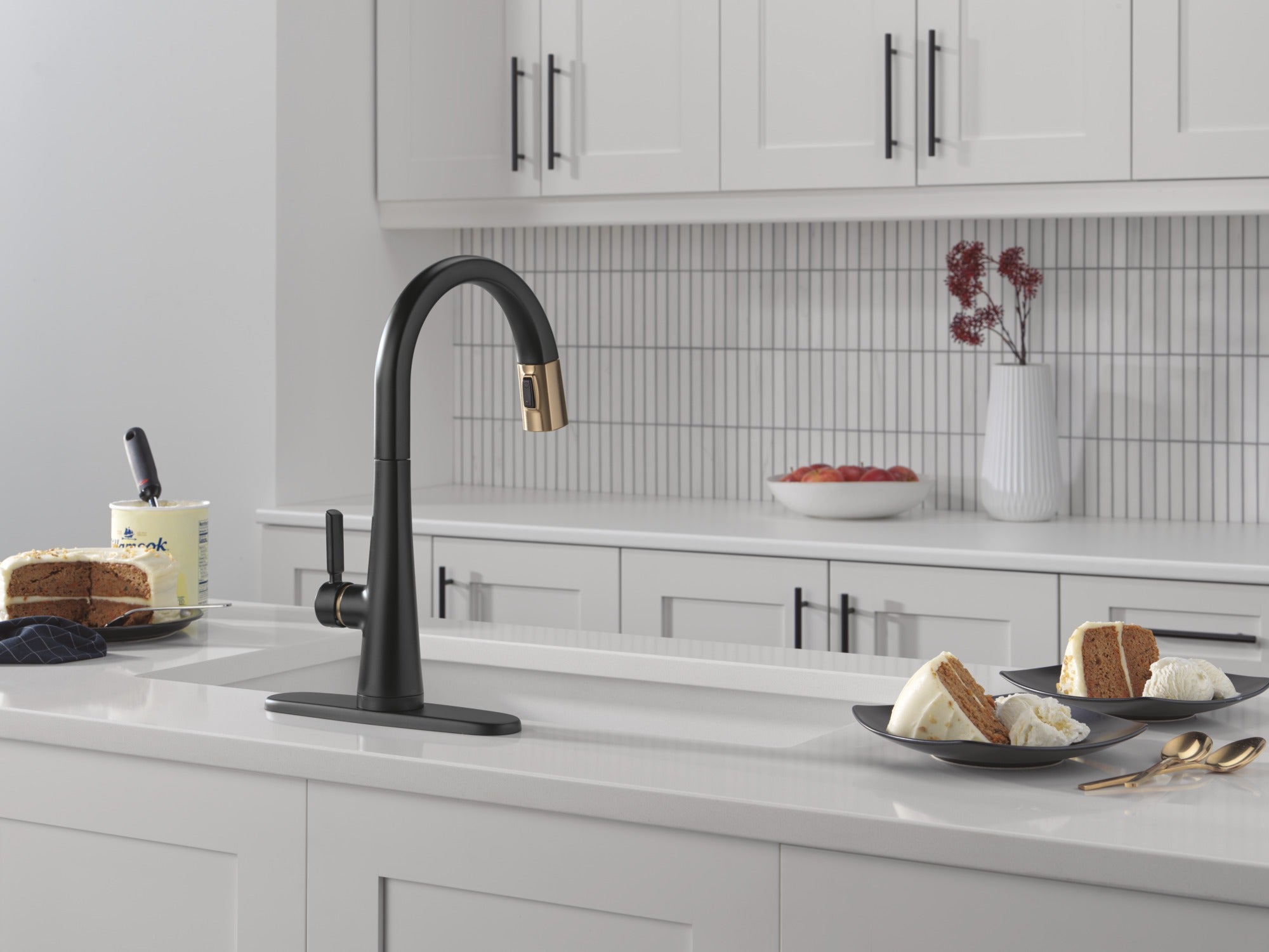Delta Monrovia® Touch<sub>2</sub>O® Technology Kitchen Faucet with Touchless Technology