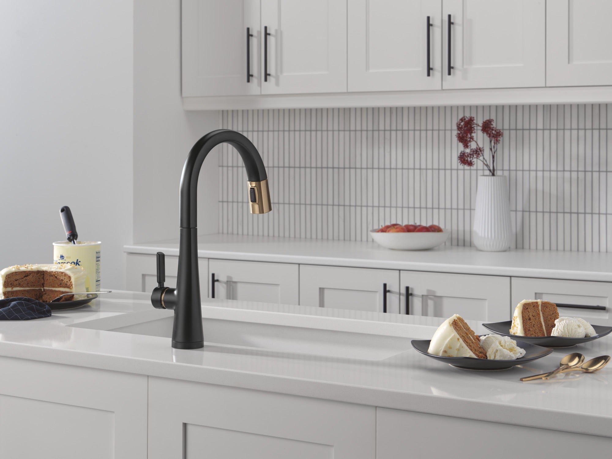 Delta Monrovia® Touch<sub>2</sub>O® Technology Kitchen Faucet with Touchless Technology