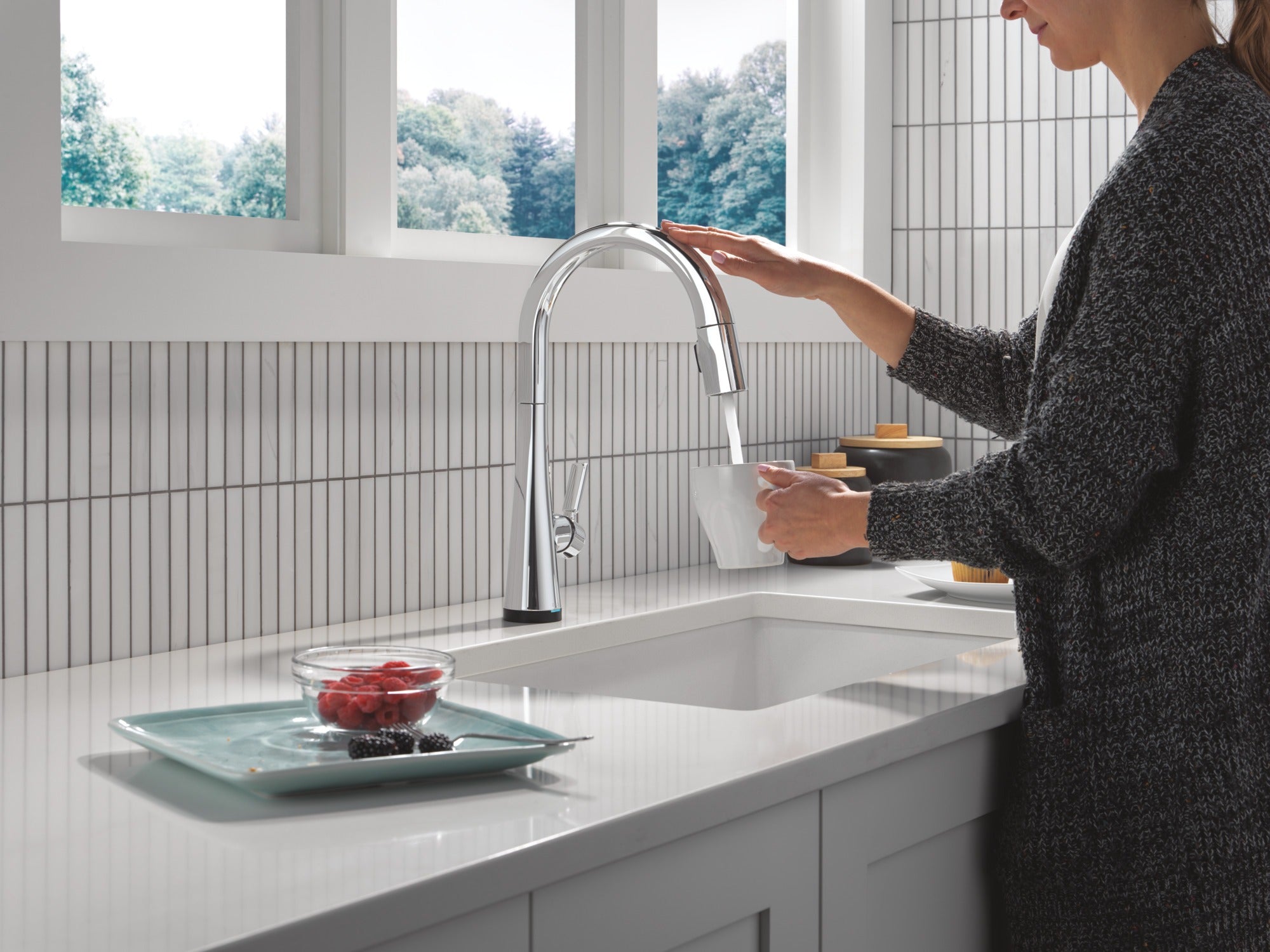 Delta Monrovia® Touch<sub>2</sub>O® Technology Kitchen Faucet with Touchless Technology