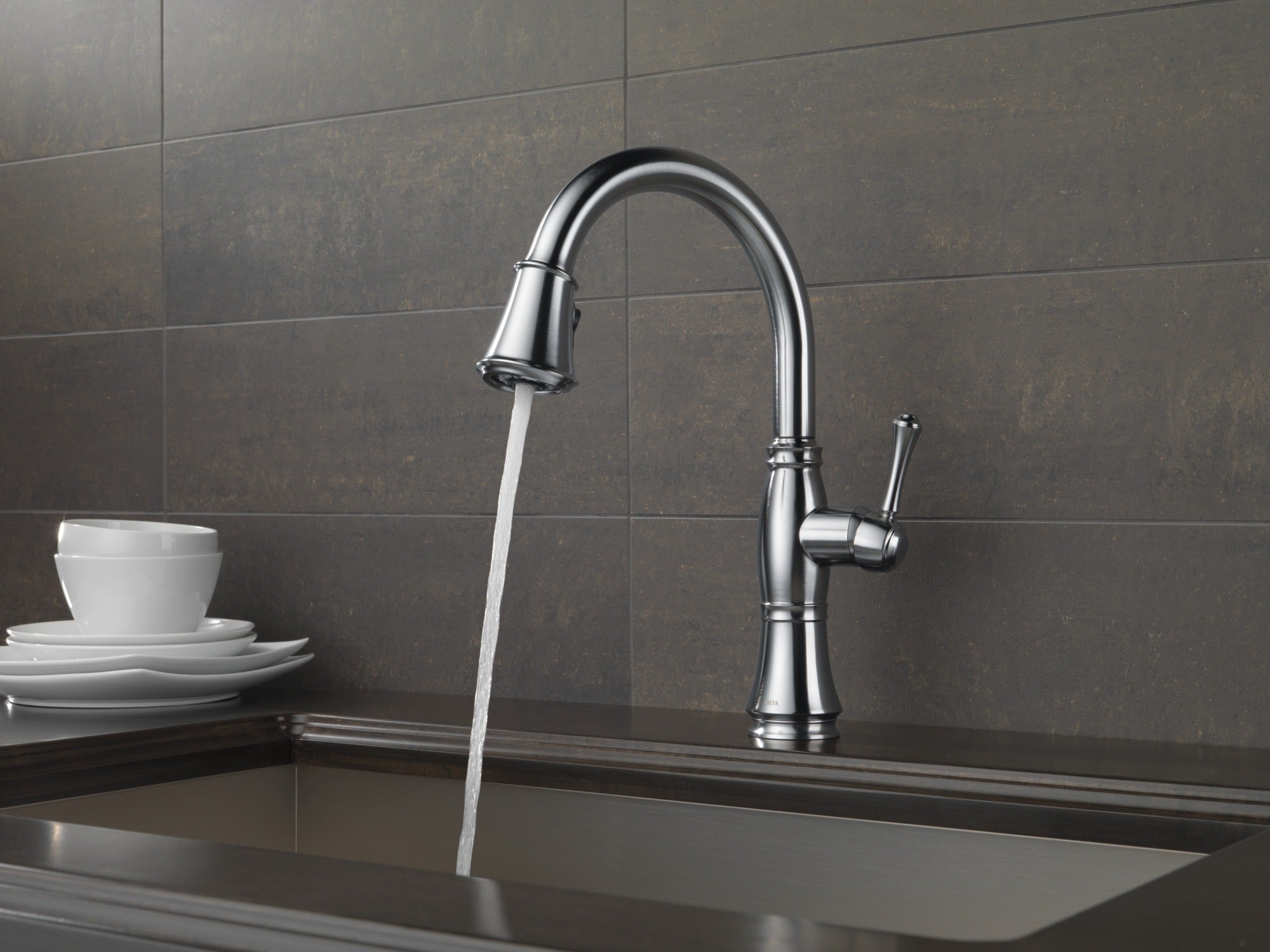 Delta Cassidy® Single Handle Pull-Down Kitchen Faucet