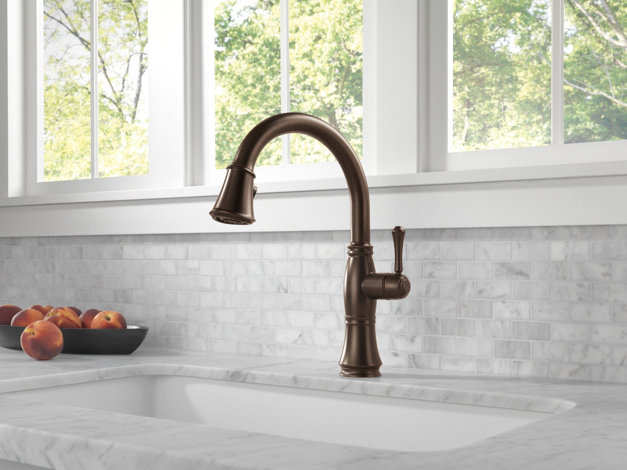 Delta Cassidy® Single Handle Pull-Down Kitchen Faucet with ShieldSpray® Technology