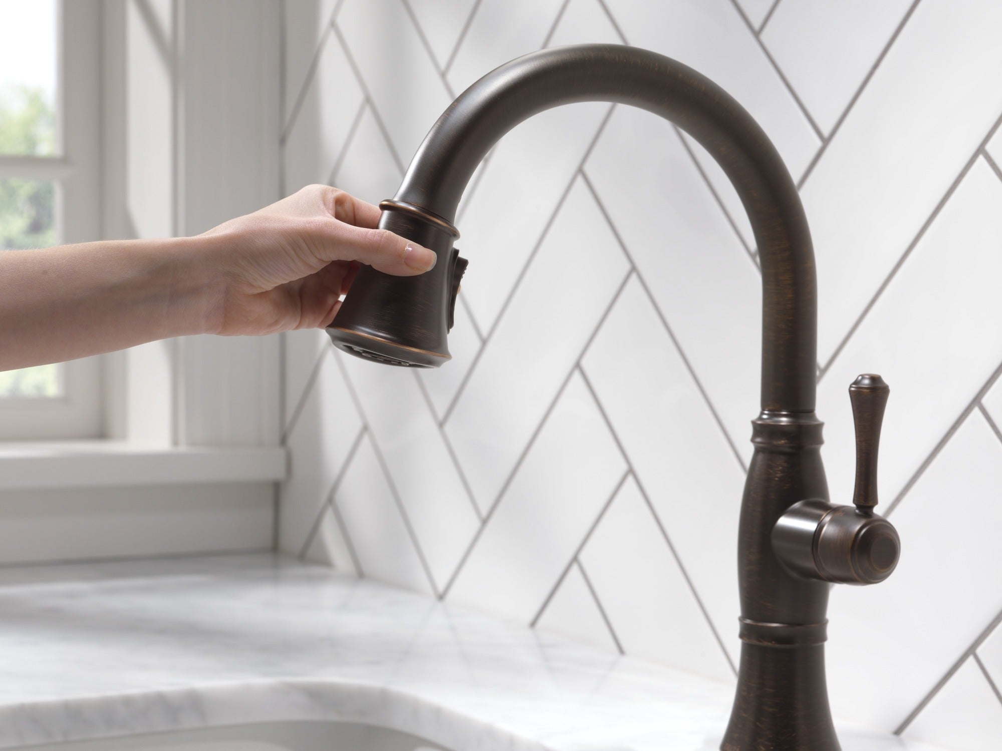 Delta Cassidy® Single Handle Pull-Down Kitchen Faucet with ShieldSpray® Technology