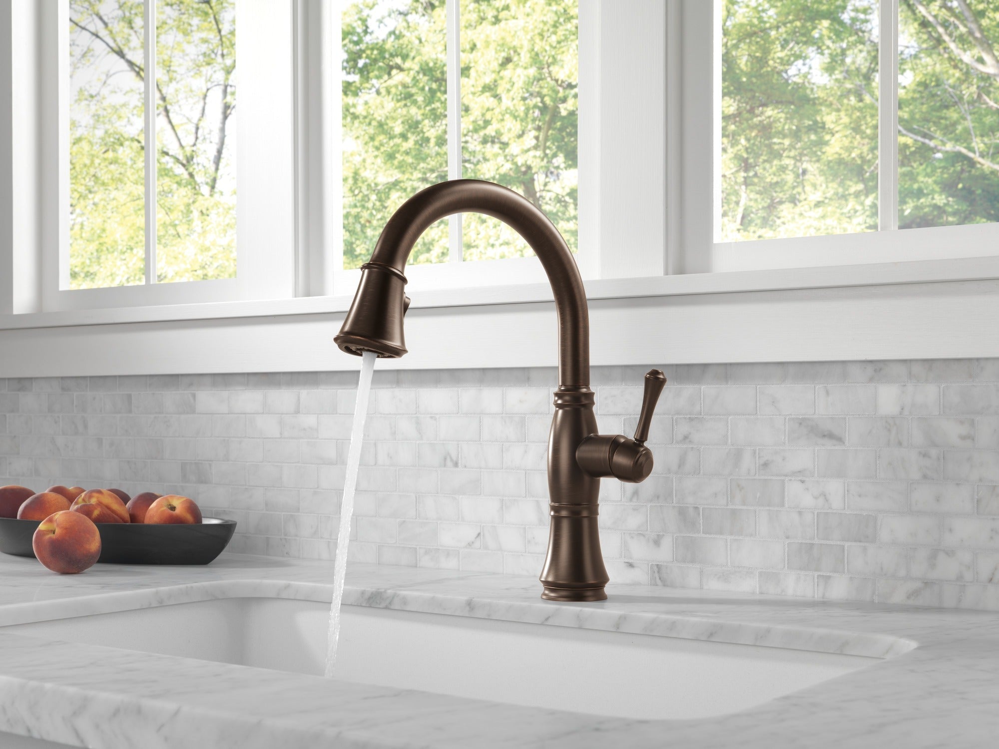 Delta Cassidy® Single Handle Pull-Down Kitchen Faucet with ShieldSpray® Technology