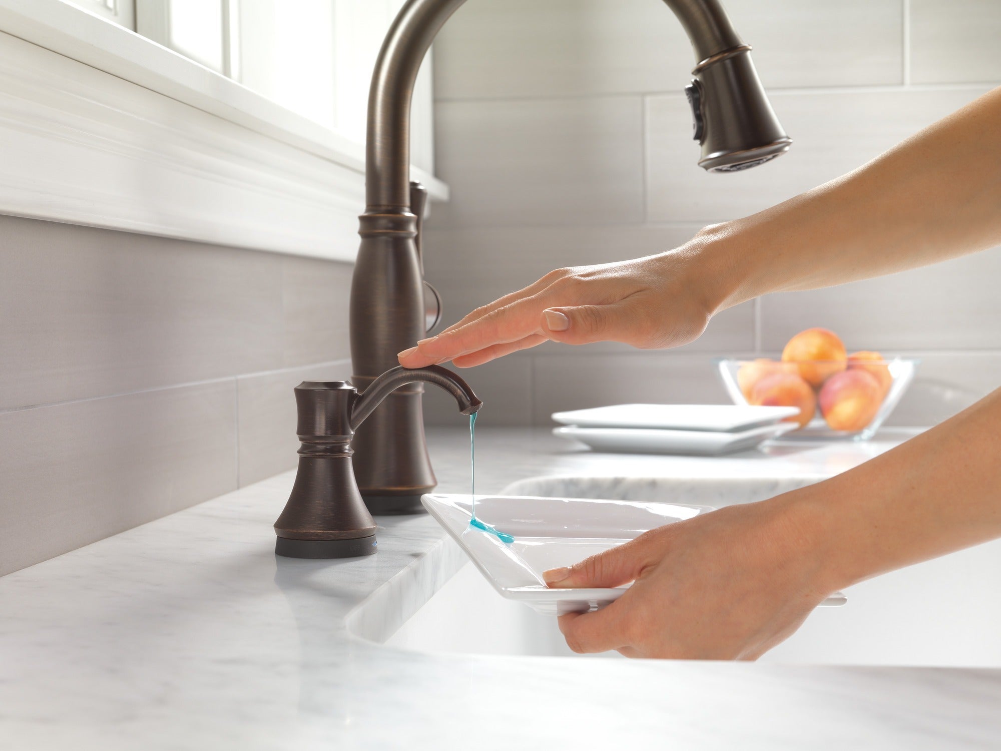 Delta Cassidy® Single Handle Pull-Down Kitchen Faucet with Touch<sub>2</sub>O® and ShieldSpray® Technologies
