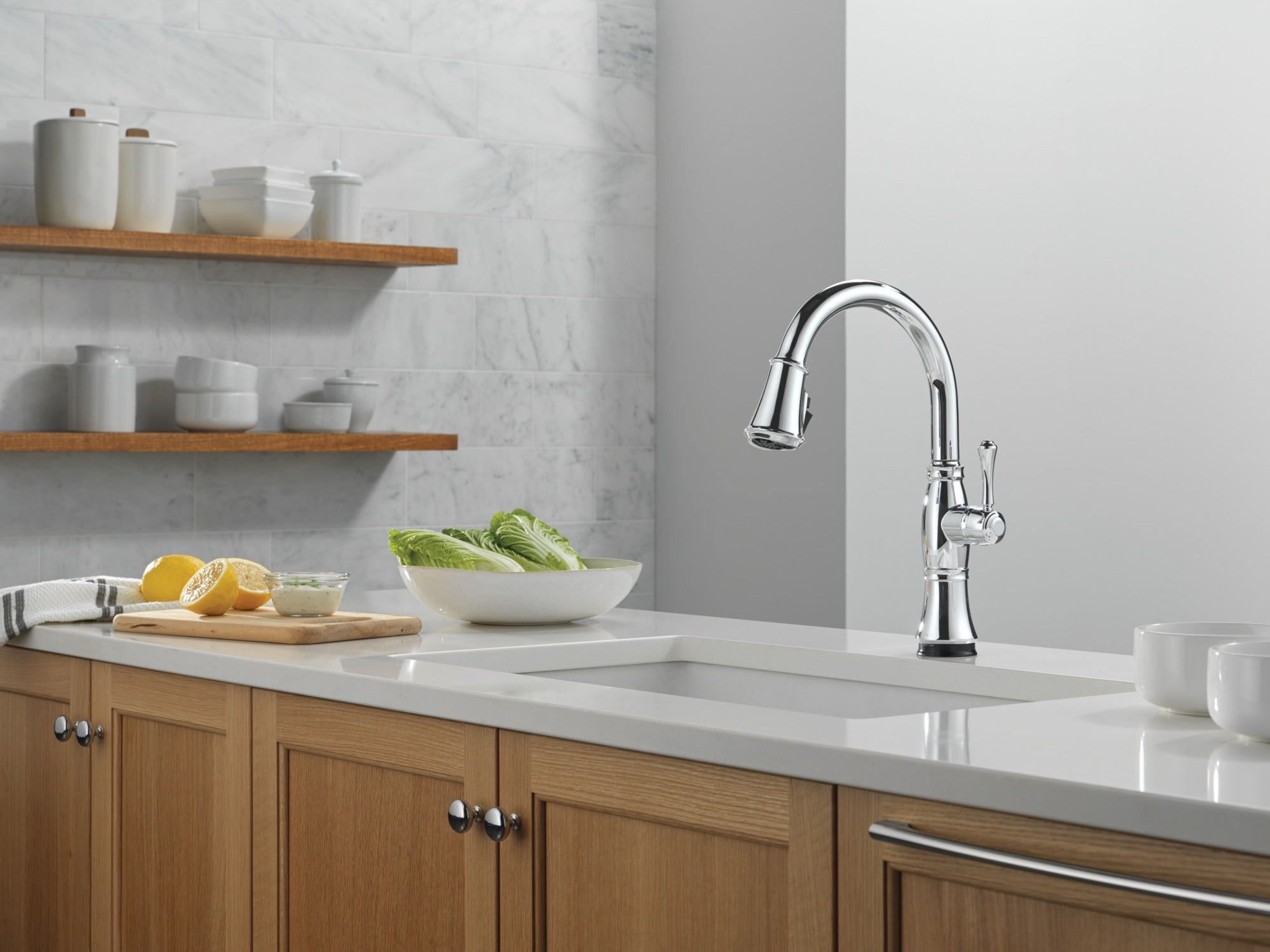 Delta Cassidy® Touch<sub>2</sub>O® Technology Kitchen Faucet with Touchless Technology