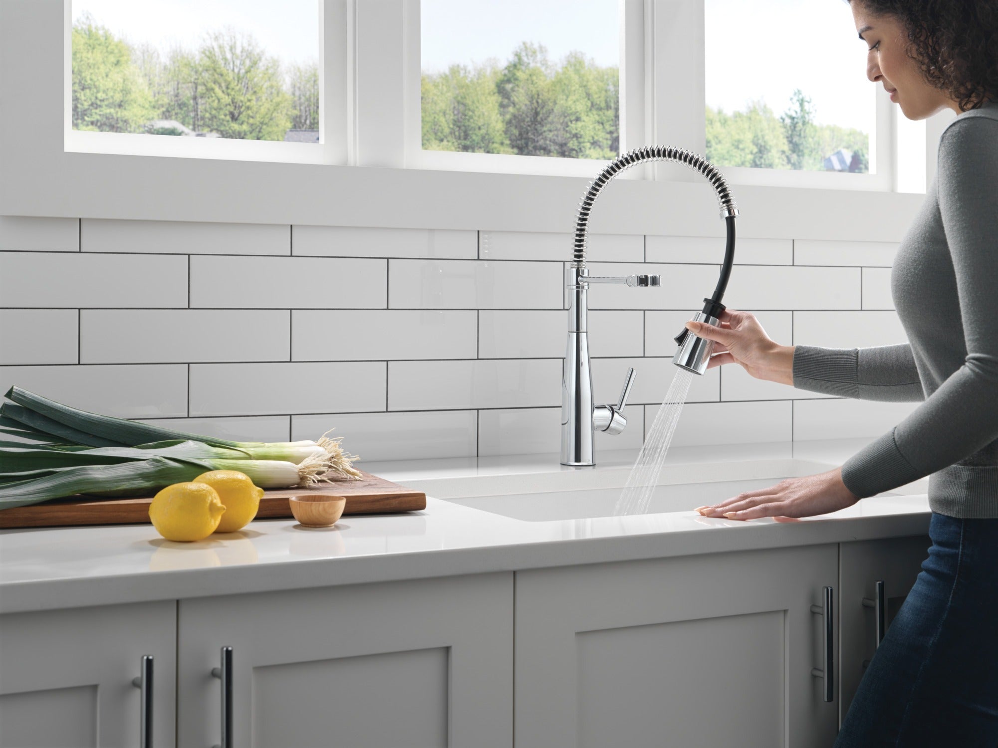 Delta Essa® Single-Handle Pull-Down Spring Kitchen Faucet