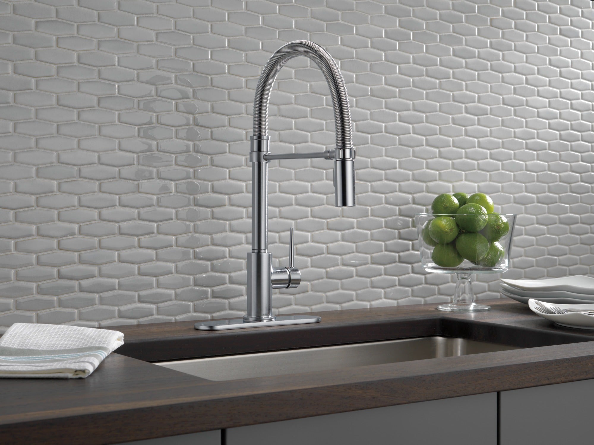 Delta Trinsic® Single-Handle Pull-Down Spring Kitchen Faucet