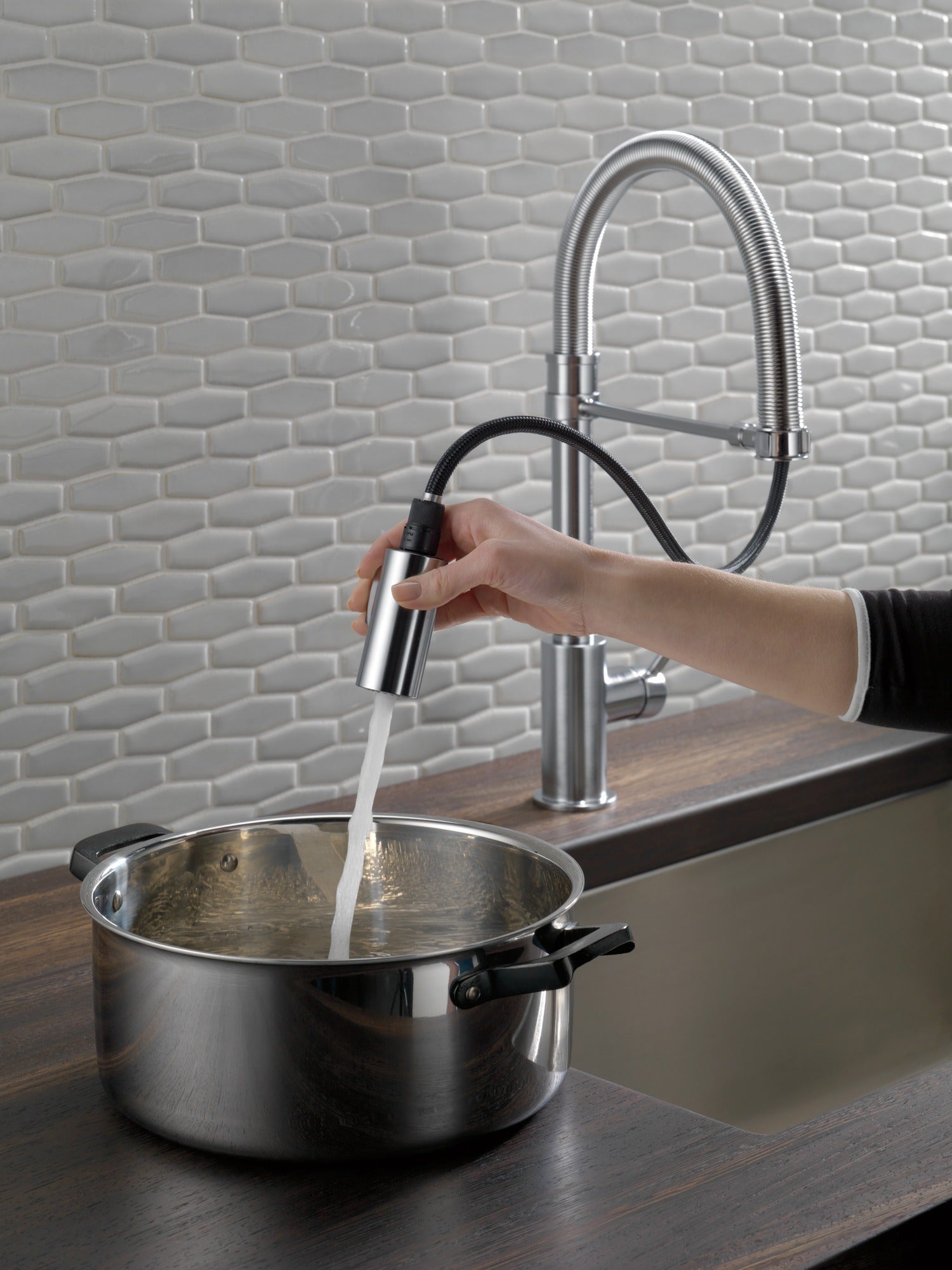 Delta Trinsic® Single-Handle Pull-Down Spring Kitchen Faucet