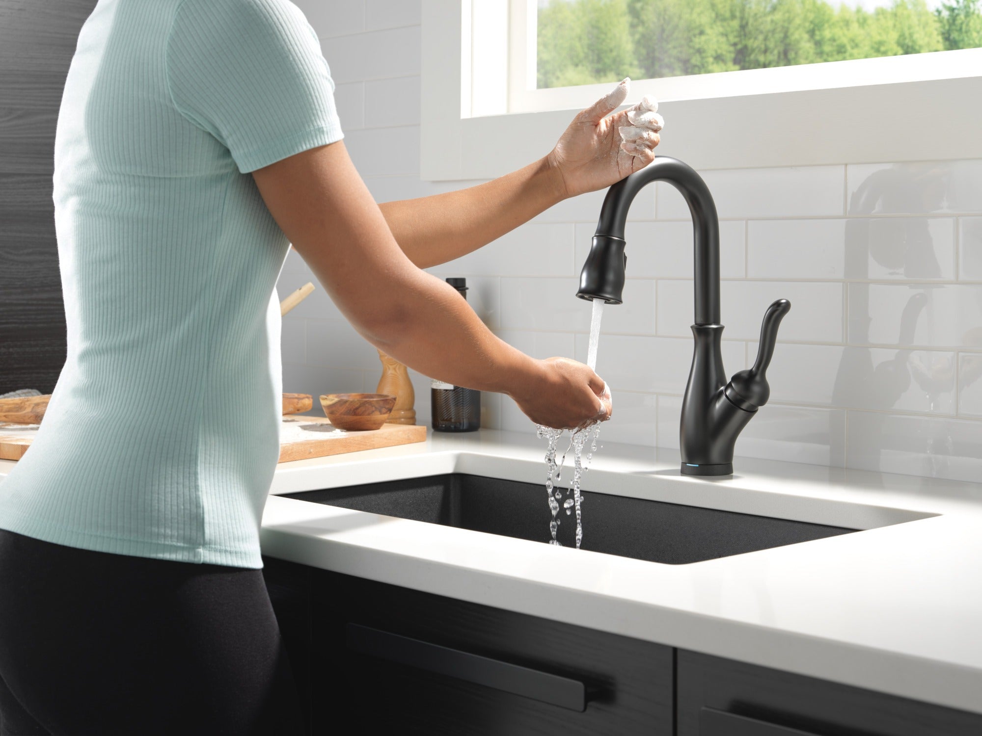 Delta Leland® Single Handle Pull-Down Bar / Prep Faucet With Touch2O® Technology