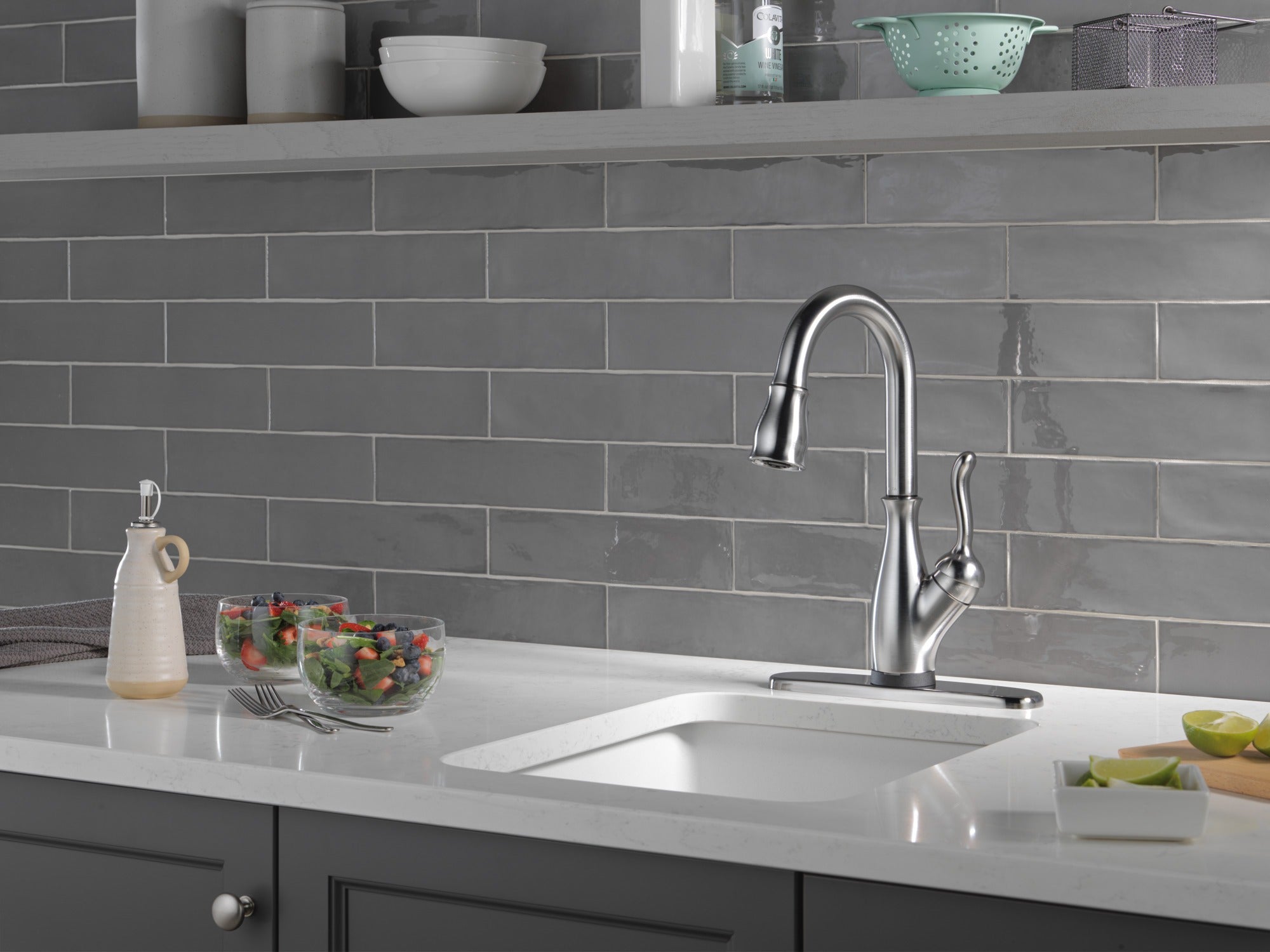 Delta Leland® Touch2O® Bar / Prep Faucet with Touchless Technology