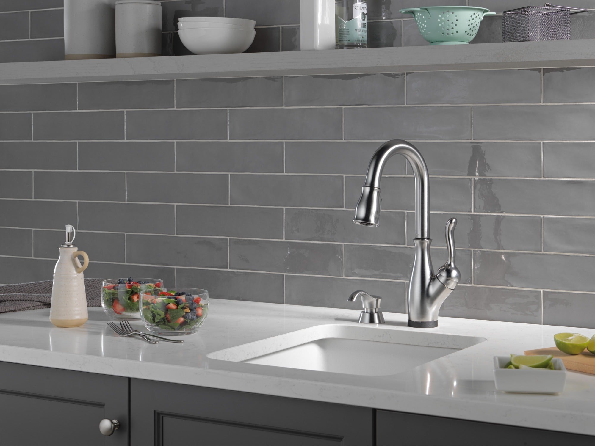 Delta Leland® Touch2O® Bar / Prep Faucet with Touchless Technology