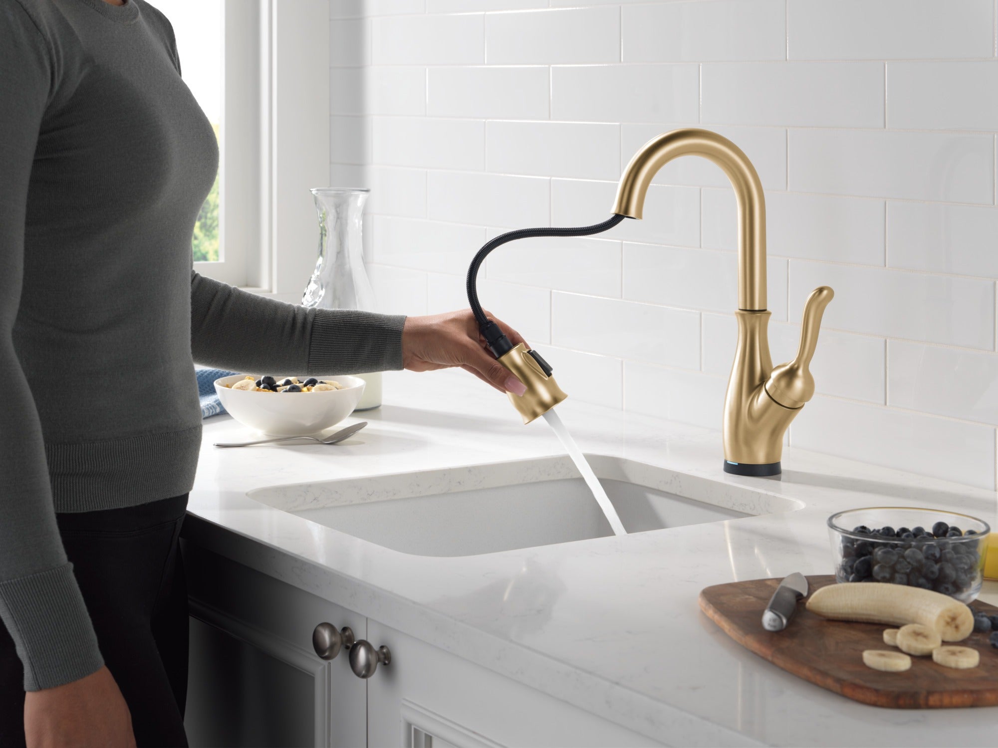 Delta Leland® Touch2O® Bar / Prep Faucet with Touchless Technology