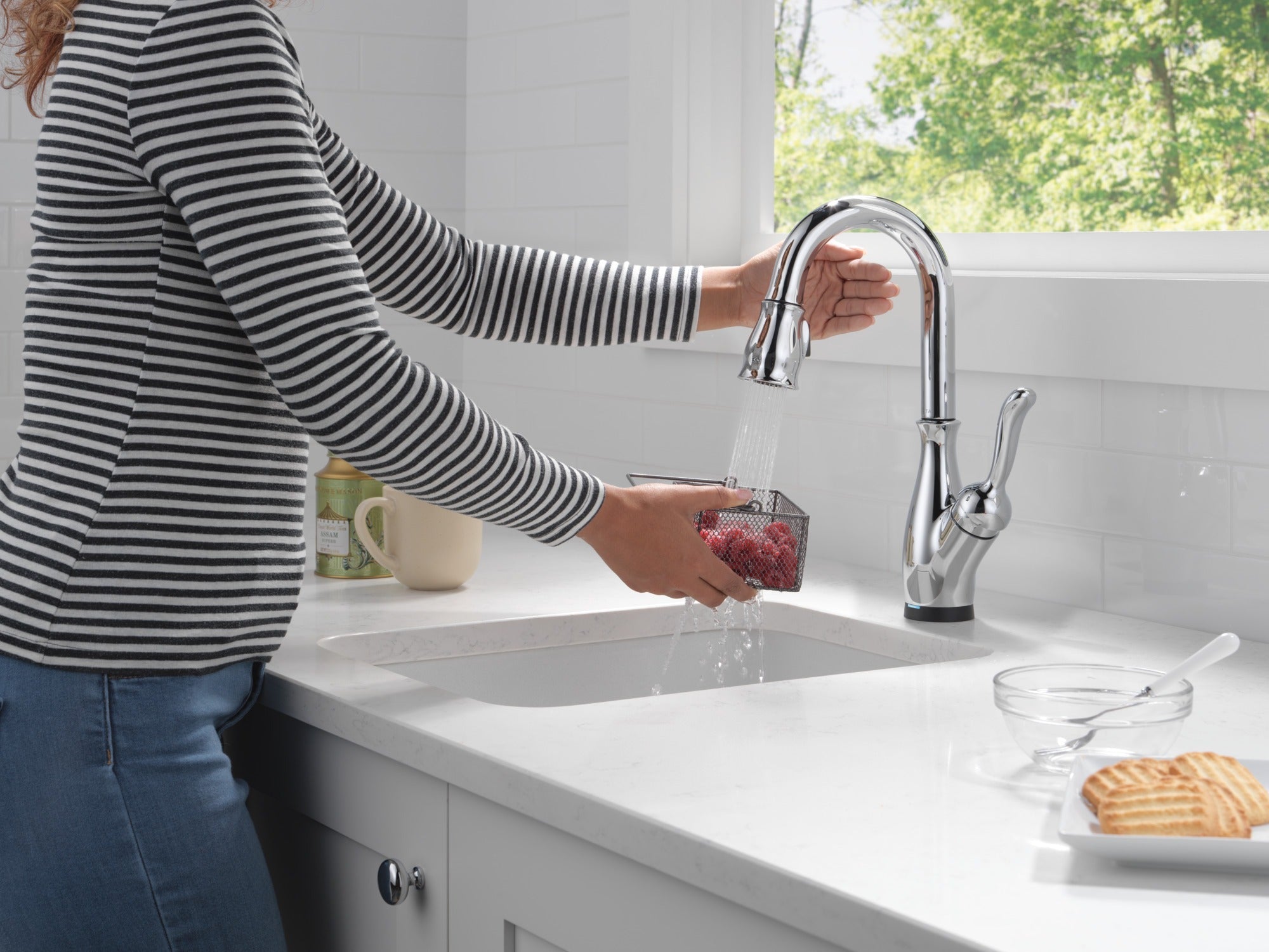 Delta Leland® Touch2O® Bar / Prep Faucet with Touchless Technology