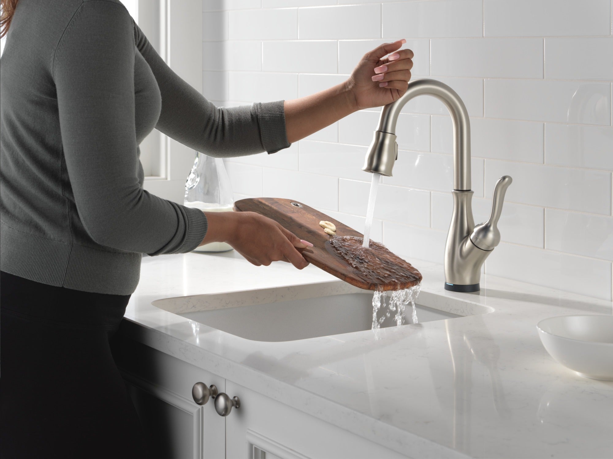 Delta Leland® Touch2O® Bar / Prep Faucet with Touchless Technology