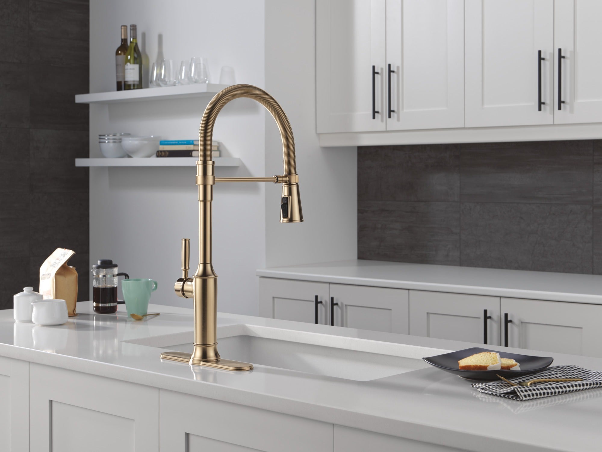Delta Renaldi™ Single-Handle Pull-Down Spring Kitchen Faucet