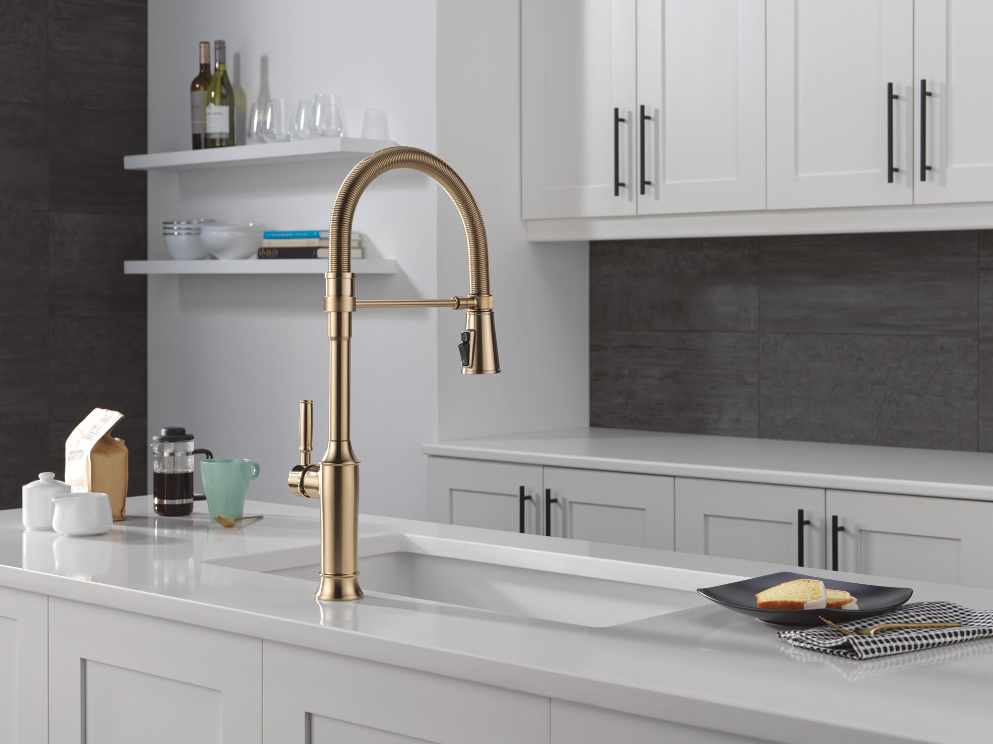 Delta Renaldi™ Single-Handle Pull-Down Spring Kitchen Faucet