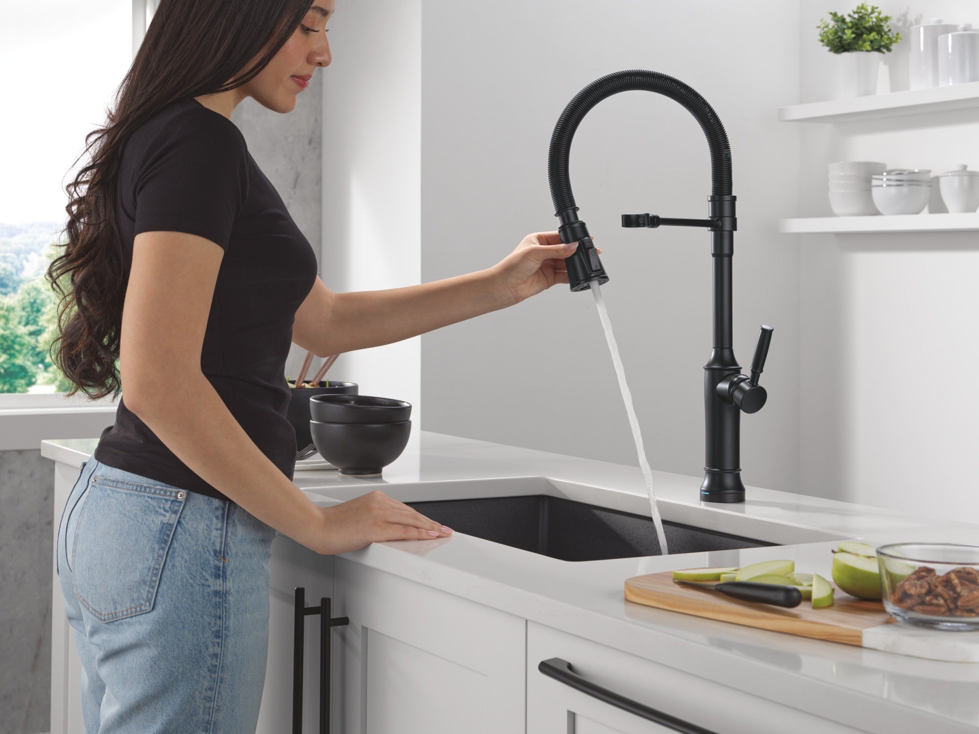 Delta Renaldi™ Touch2O® Technology Kitchen Faucet with Touchless Technology