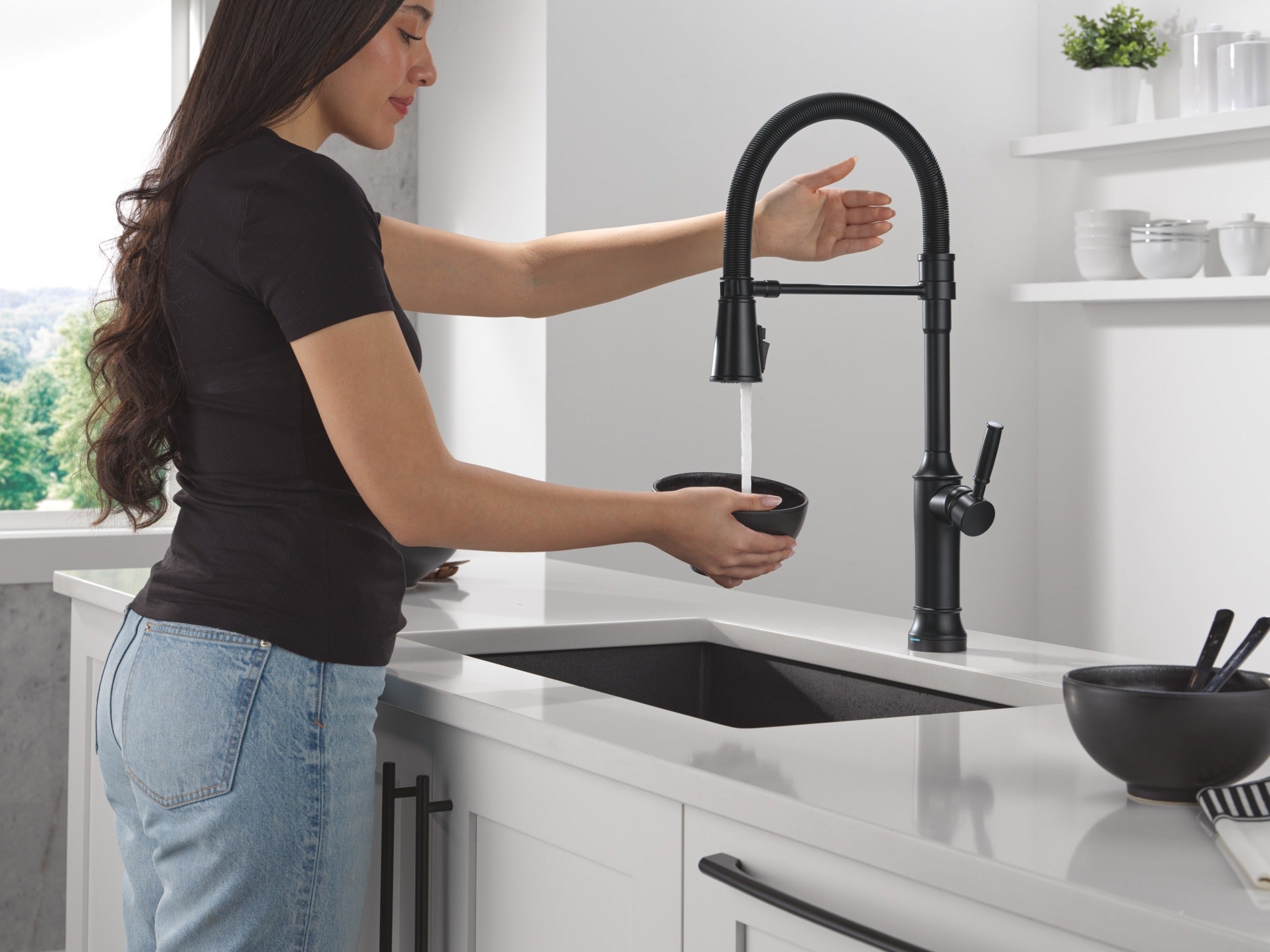 Delta Renaldi™ Touch2O® Technology Kitchen Faucet with Touchless Technology