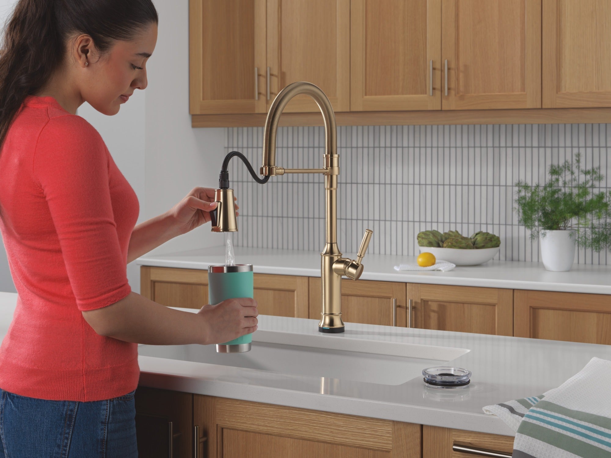 Delta Renaldi™ Touch2O® Technology Kitchen Faucet with Touchless Technology