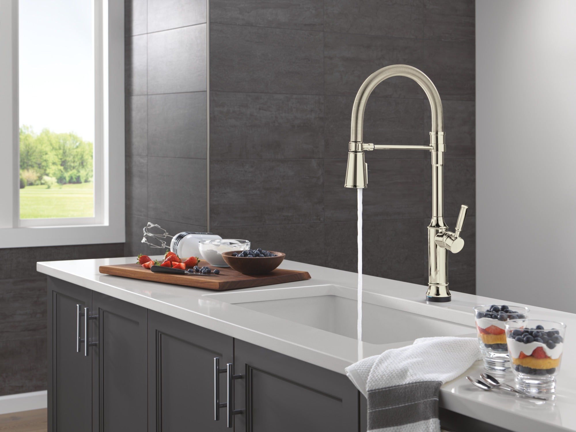 Delta Renaldi™ Touch2O® Technology Kitchen Faucet with Touchless Technology