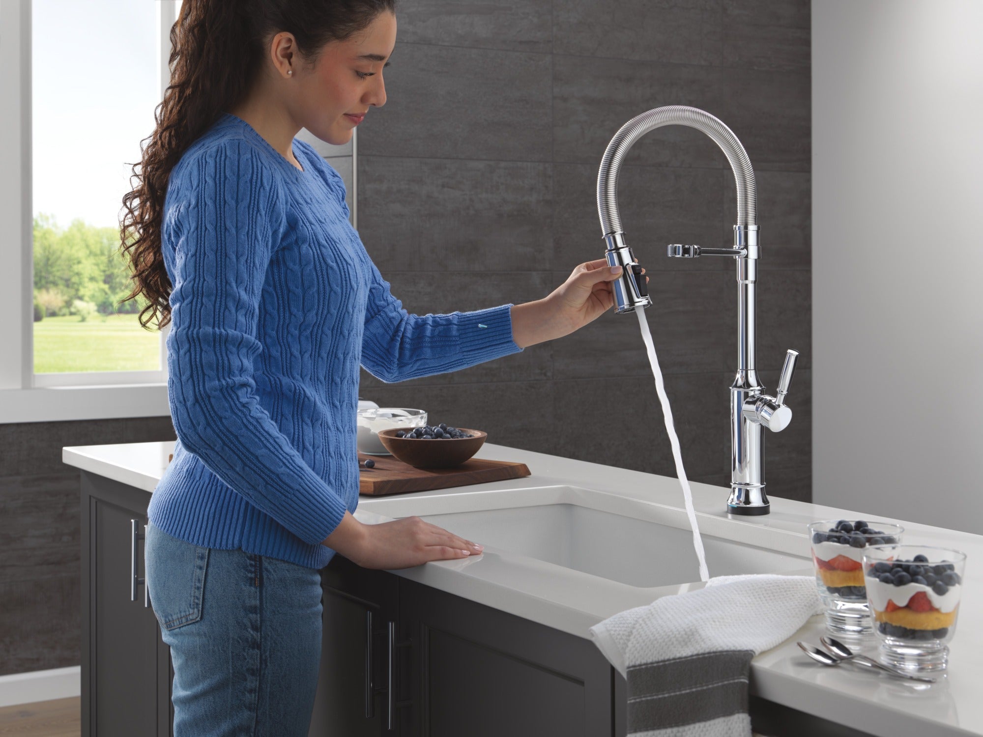 Delta Renaldi™ Touch2O® Technology Kitchen Faucet with Touchless Technology