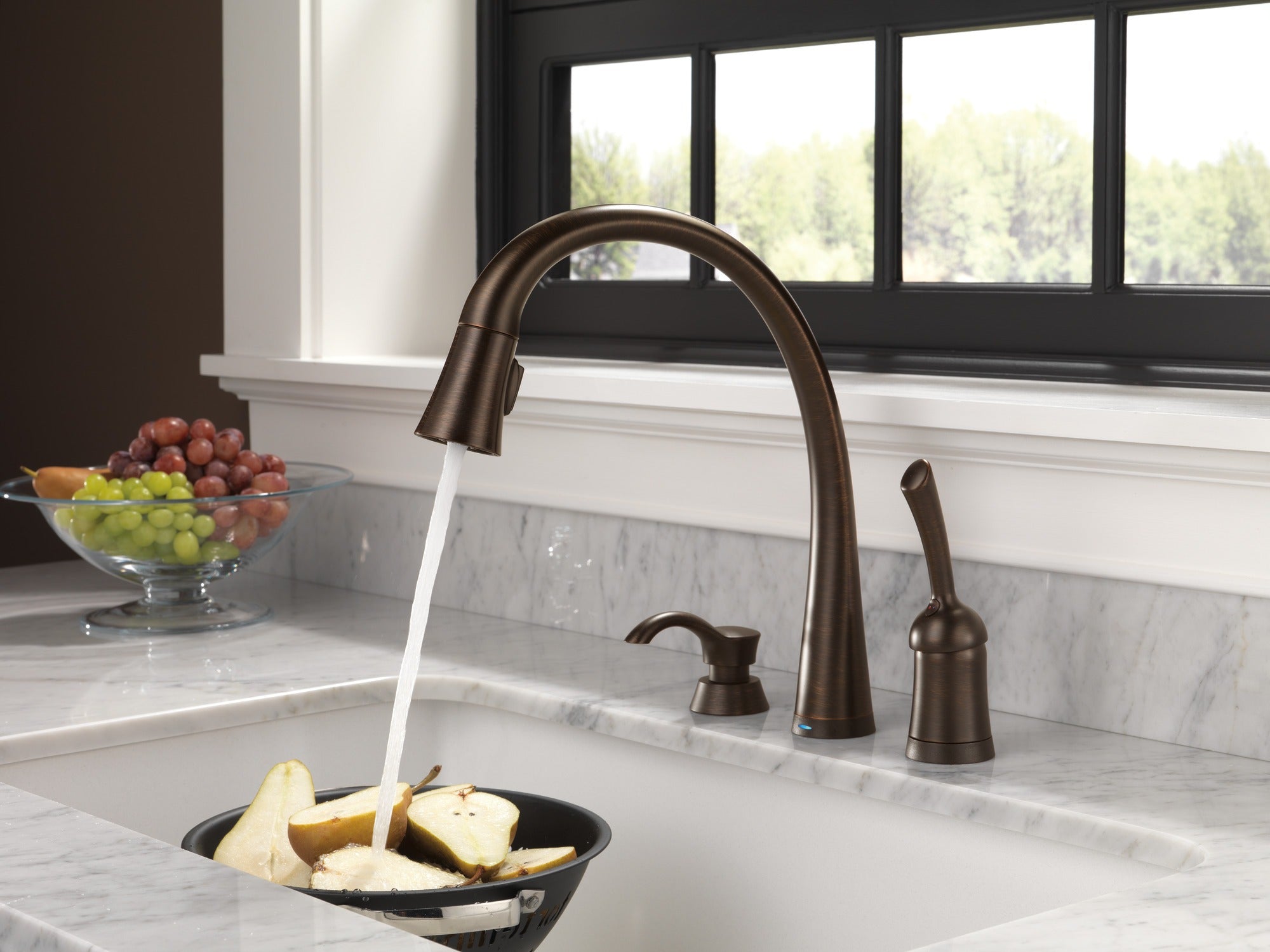 Delta DeLuca™ Soap / Lotion Dispenser