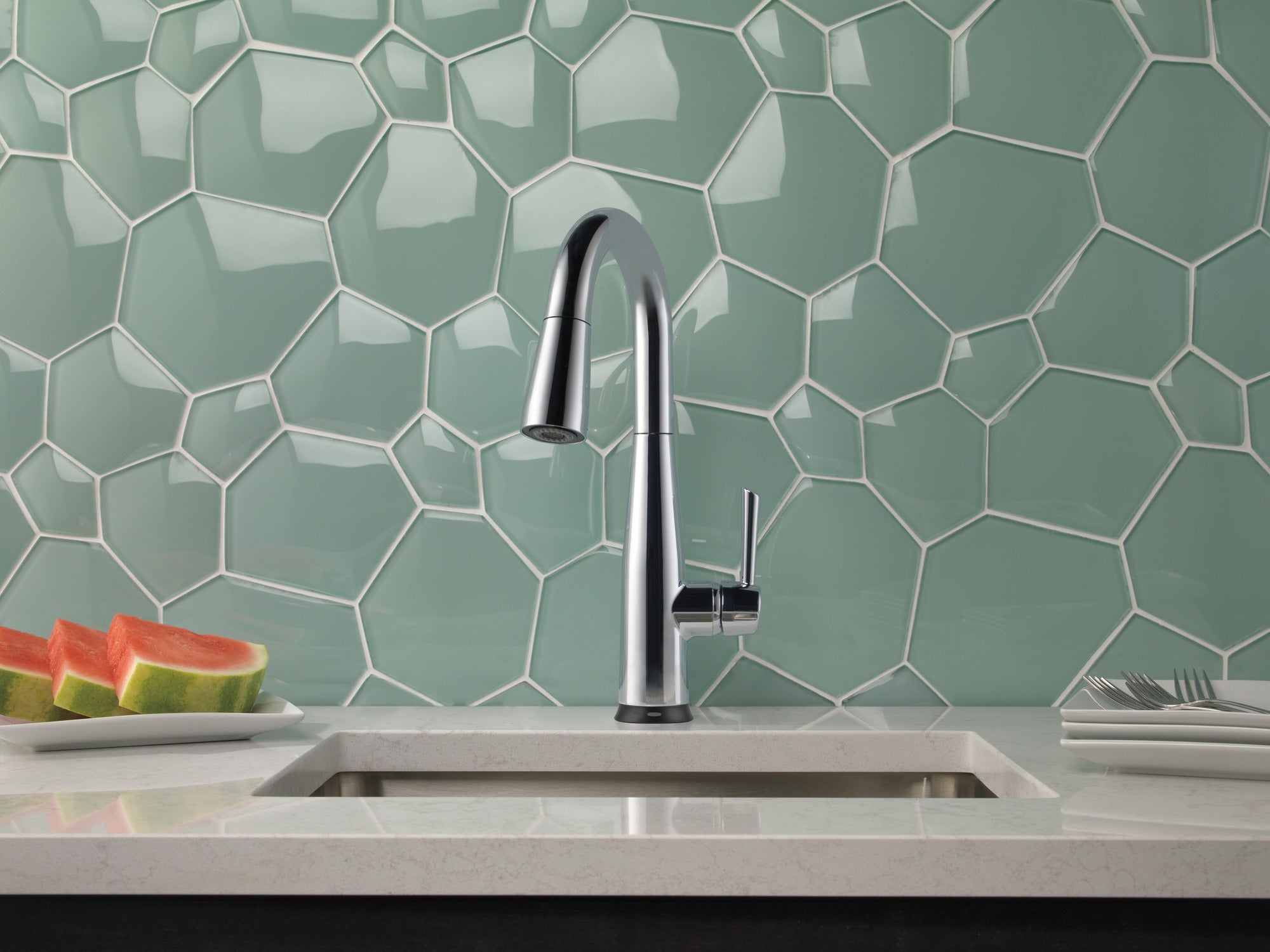 Delta Essa® Single Handle Pull-Down Bar / Prep Faucet with Touch<sub>2</sub>O® Technology