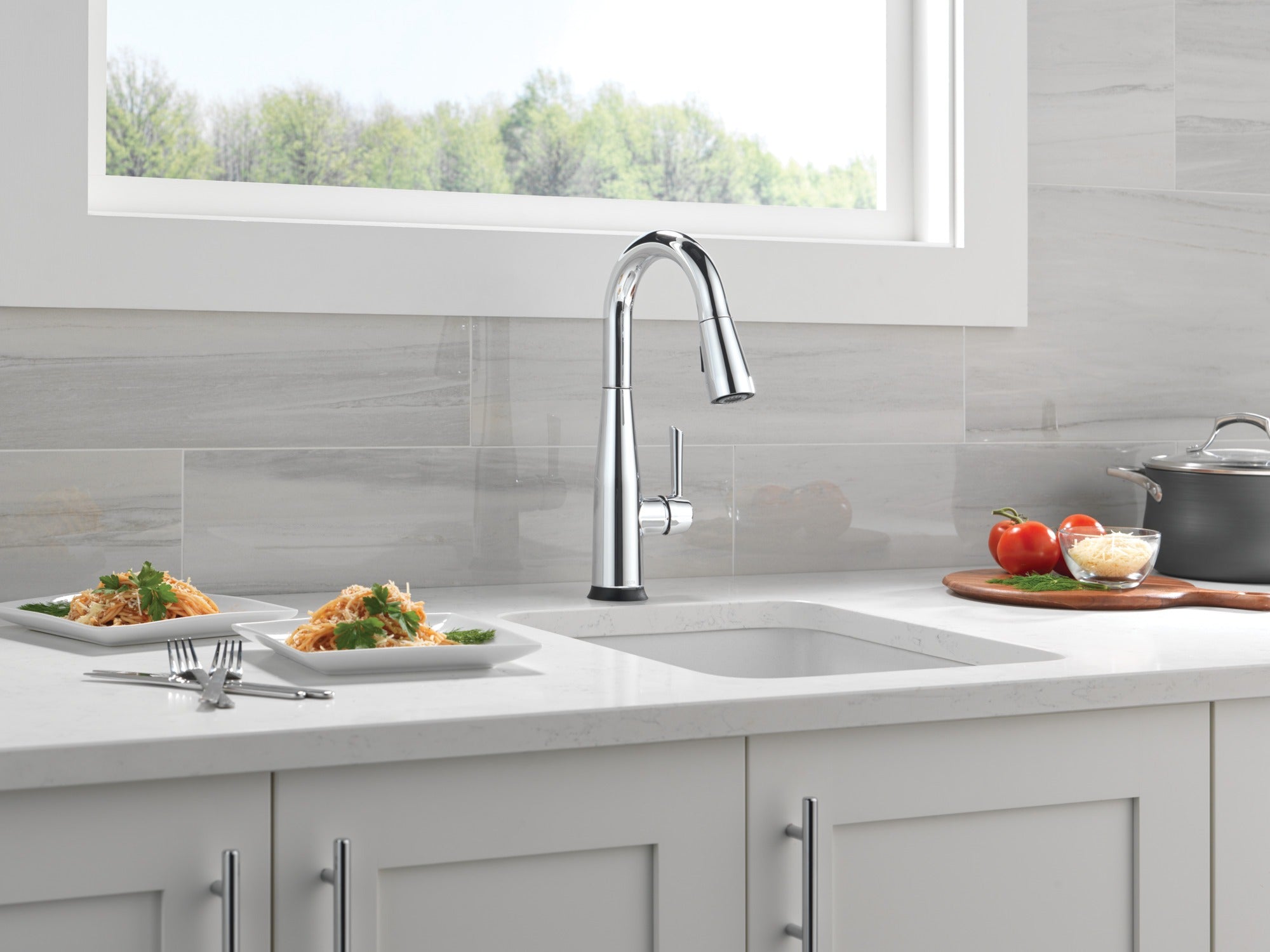 Delta Essa® Touch2O® Bar / Prep Faucet with Touchless Technology