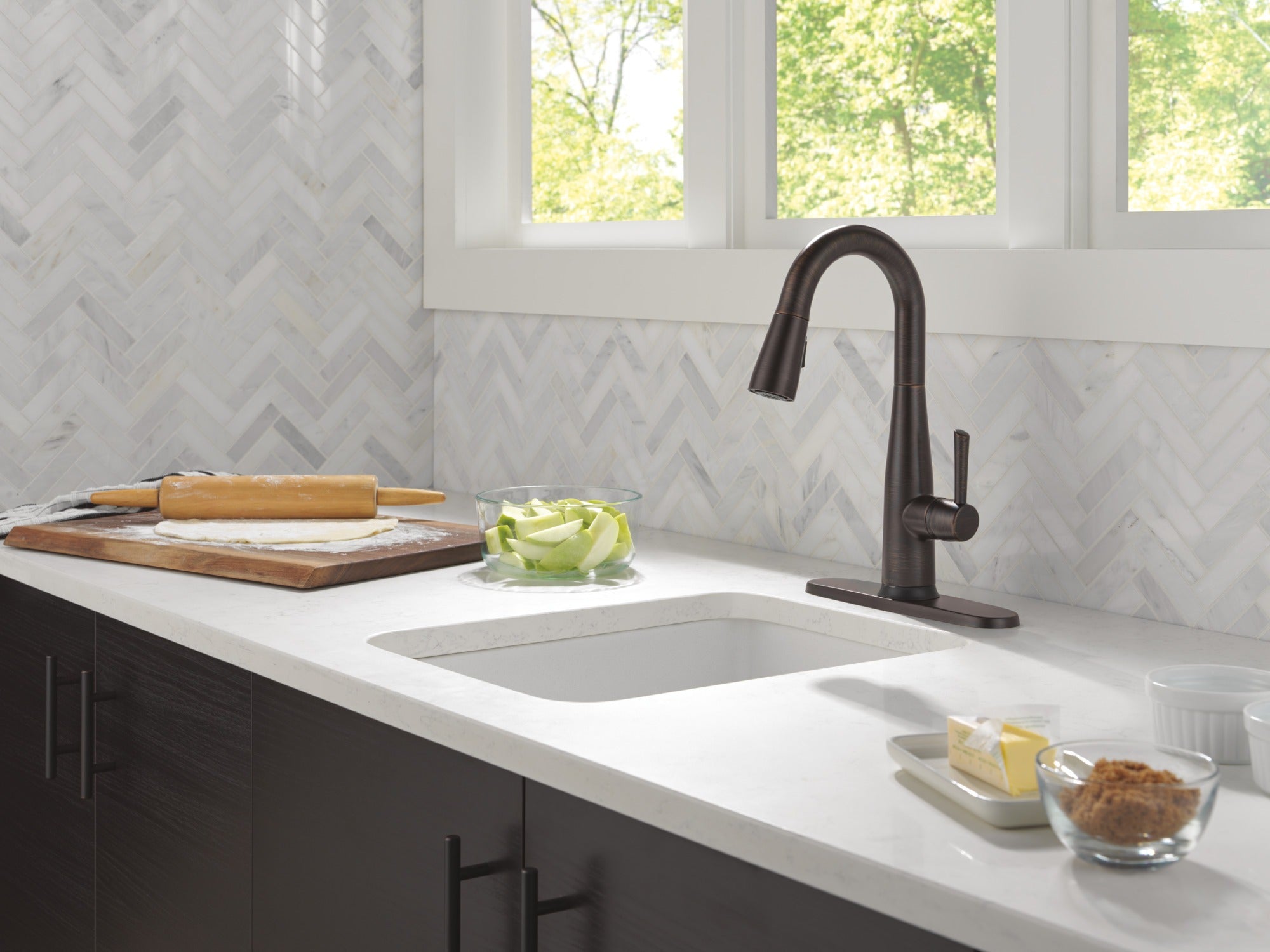 Delta Essa® Touch2O® Bar / Prep Faucet with Touchless Technology