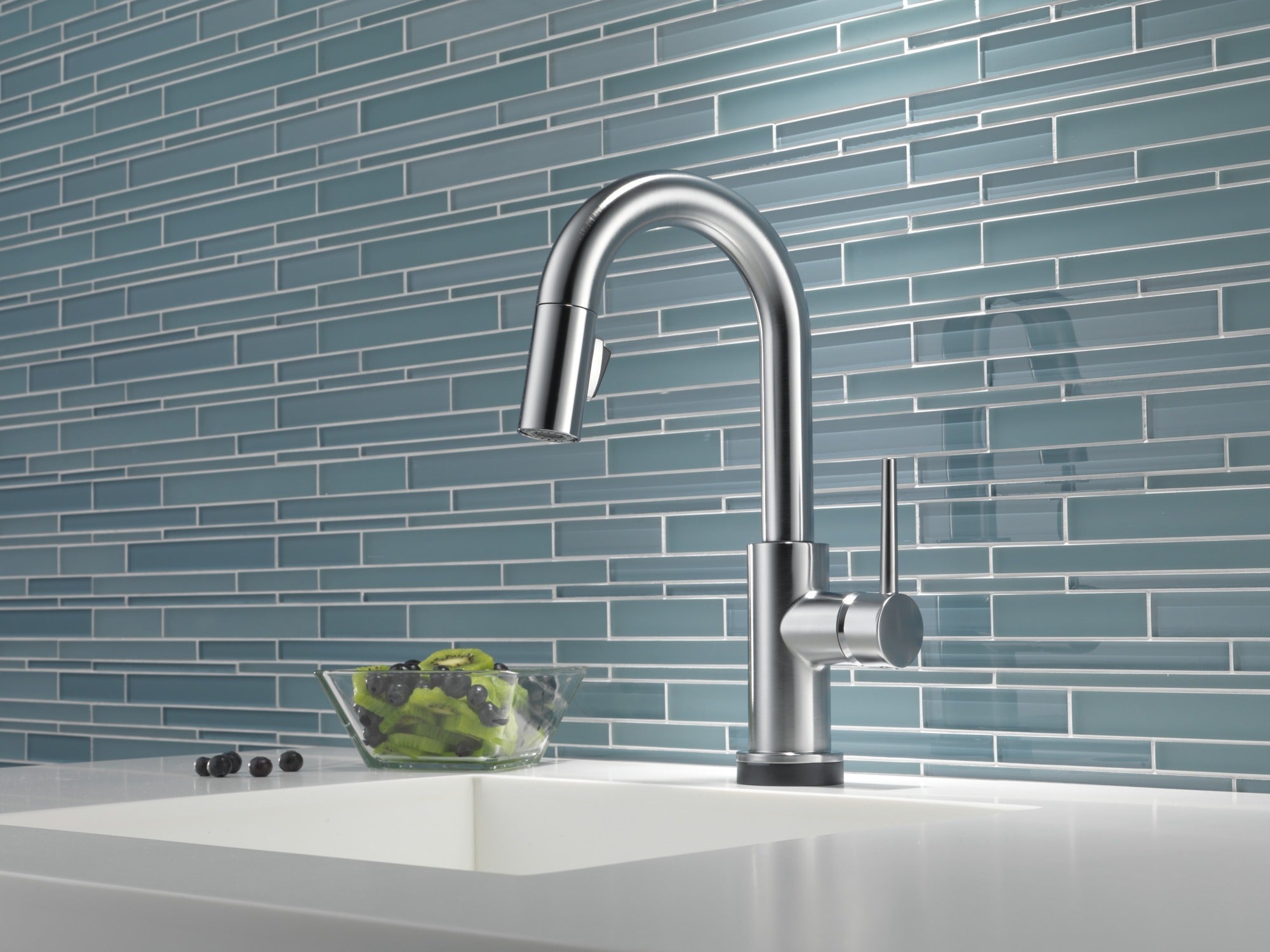 Delta Trinsic® Single Handle Pull-Down Bar / Prep Faucet with Touch<sub>2</sub>O® Technology