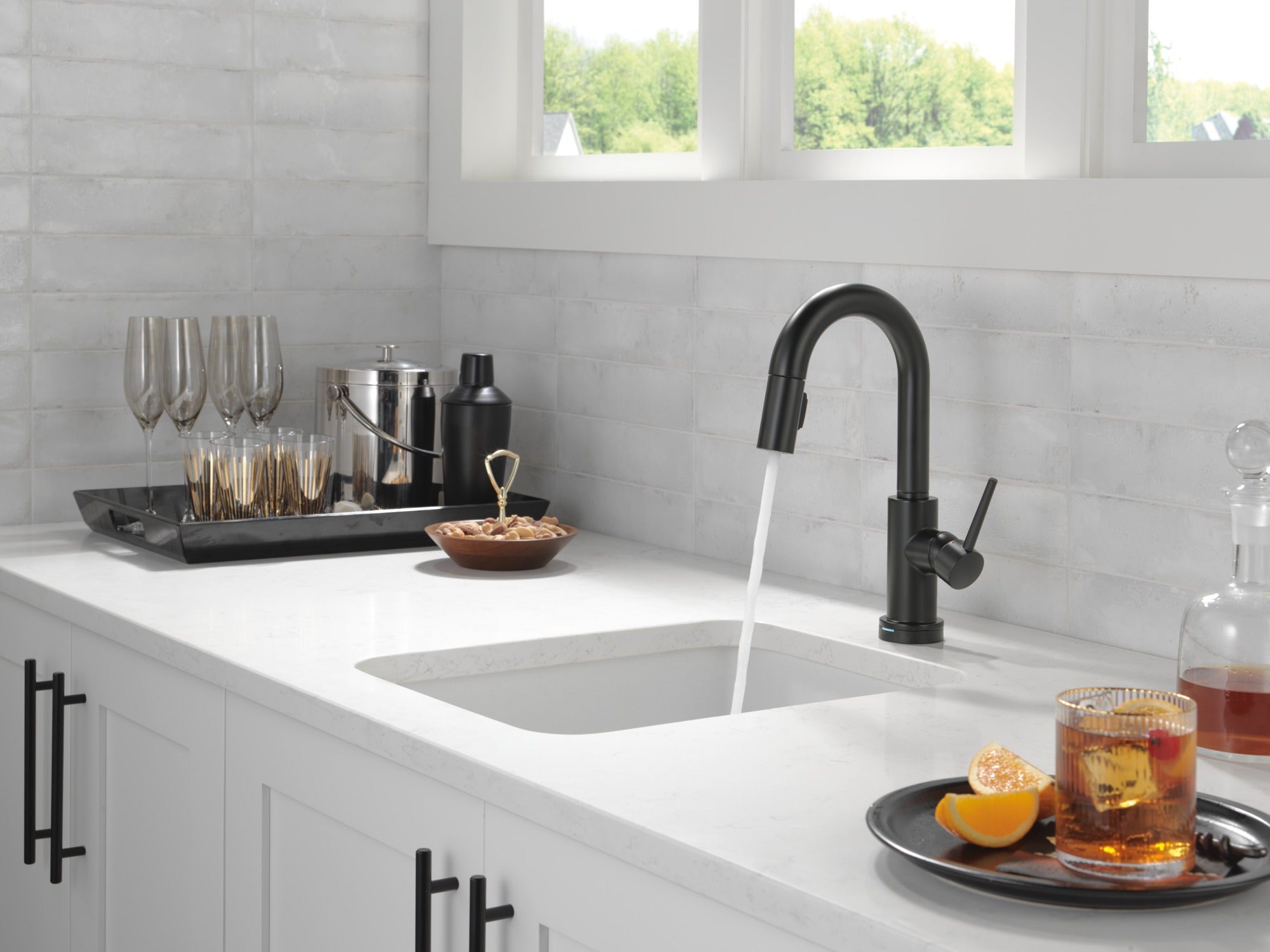 Delta Trinsic® Single Handle Pull-Down Bar / Prep Faucet with Touch<sub>2</sub>O® Technology