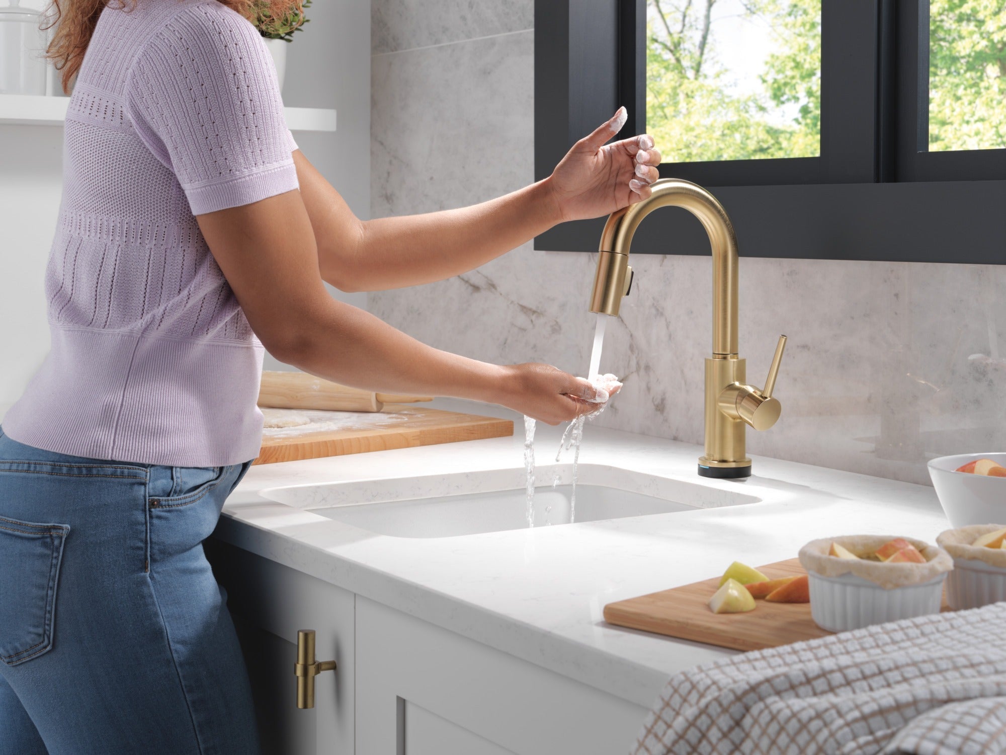 Delta Trinsic® Single Handle Pull-Down Bar / Prep Faucet with Touch<sub>2</sub>O® Technology